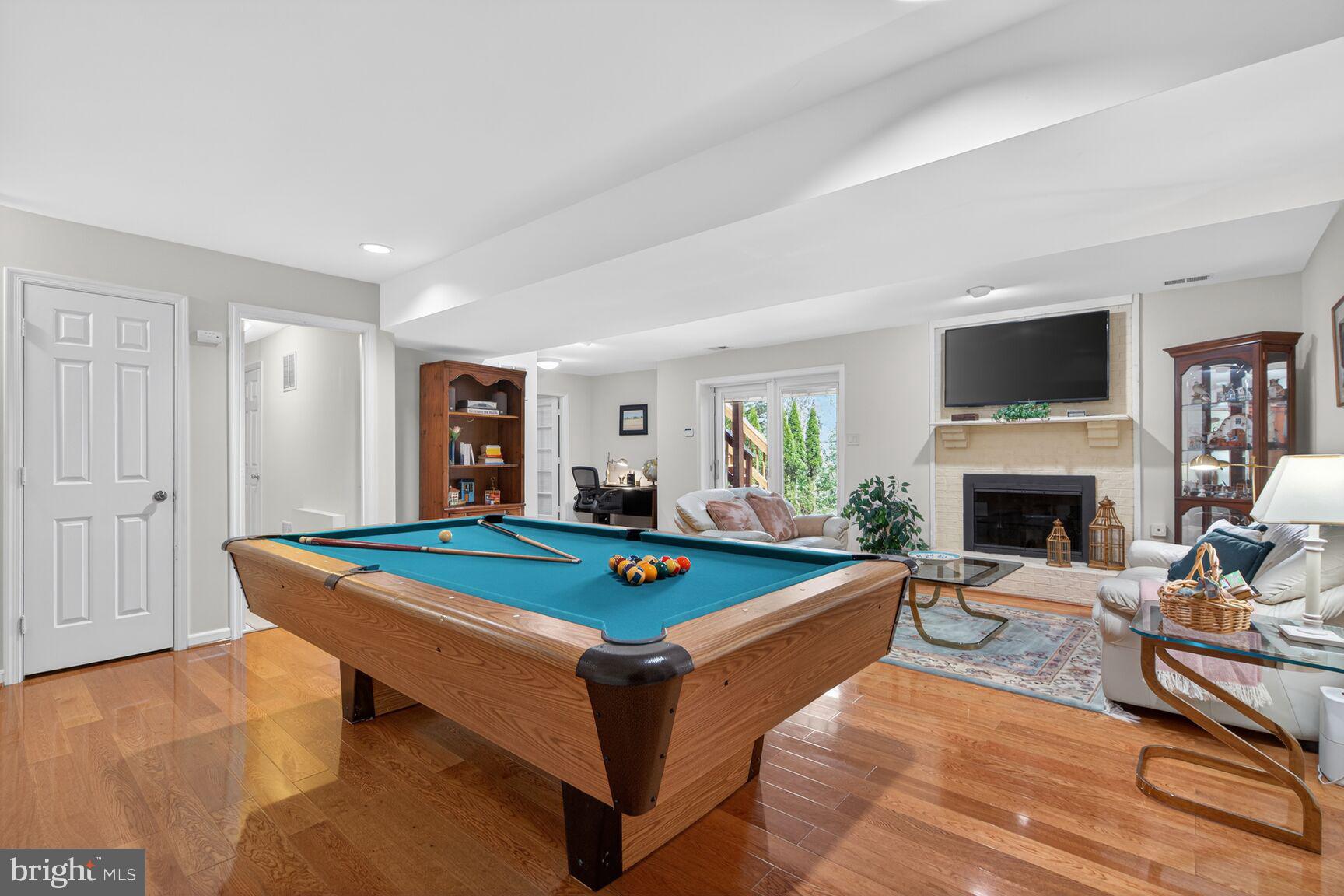 OAK MARR COURTS - Residential