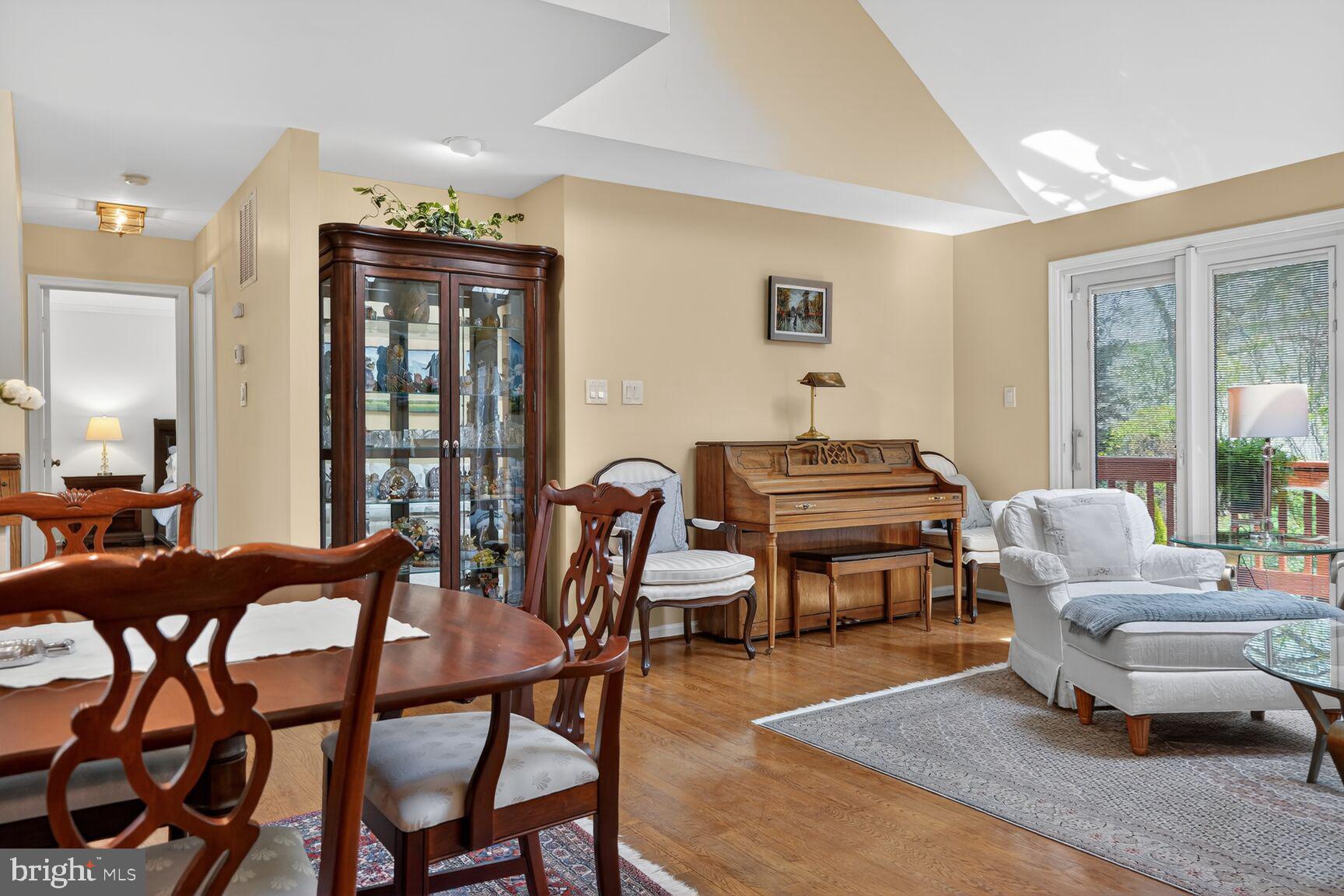 OAK MARR COURTS - Residential