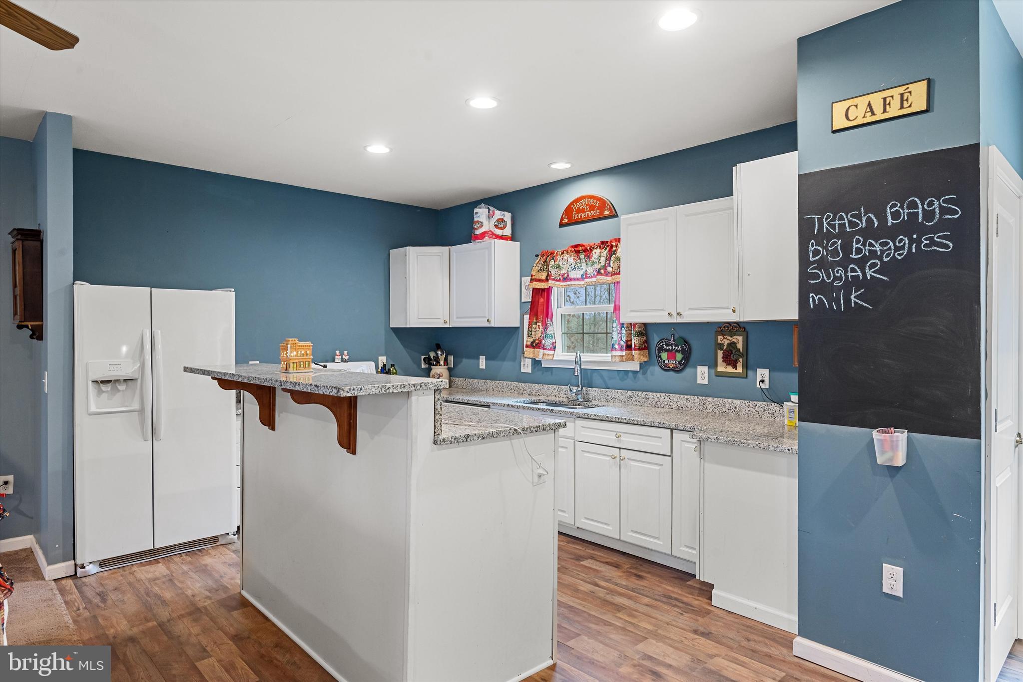 SLEEPY KNOLLS - Residential