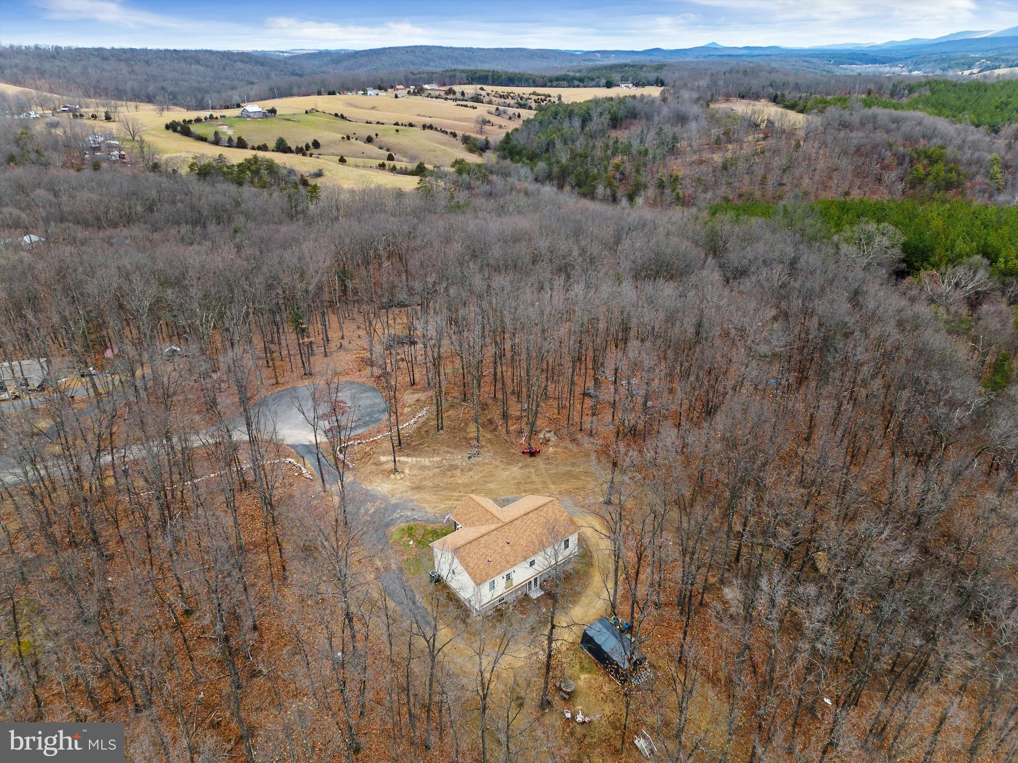 SLEEPY KNOLLS - Residential