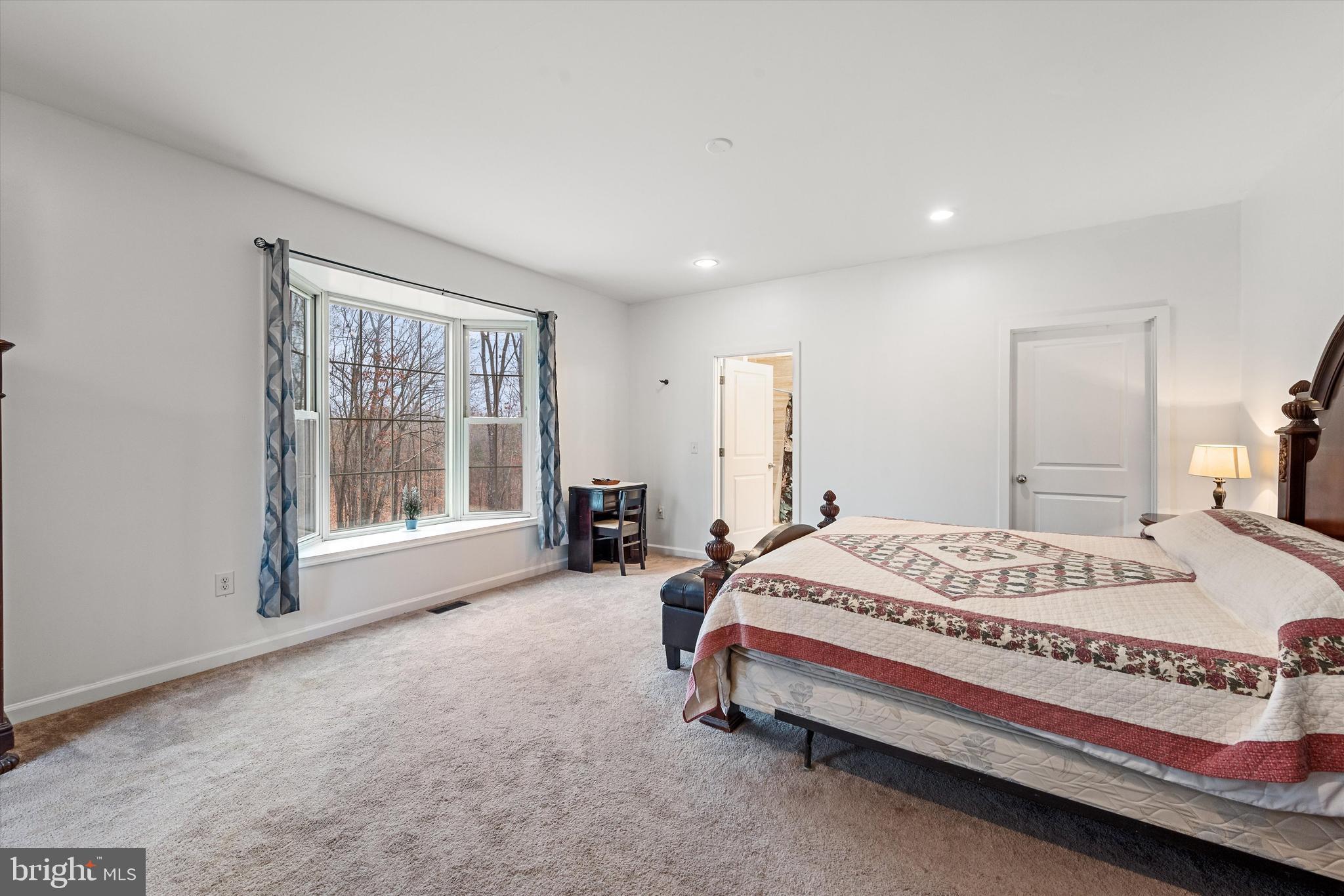 SLEEPY KNOLLS - Residential