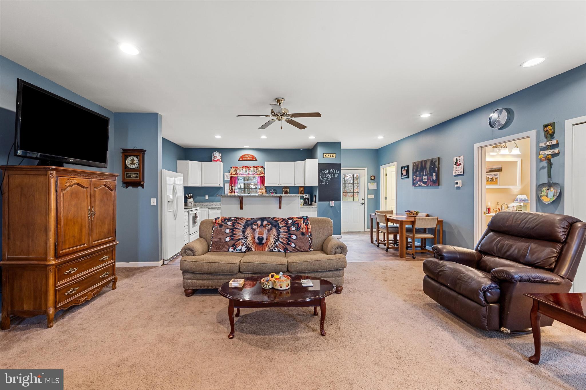 SLEEPY KNOLLS - Residential