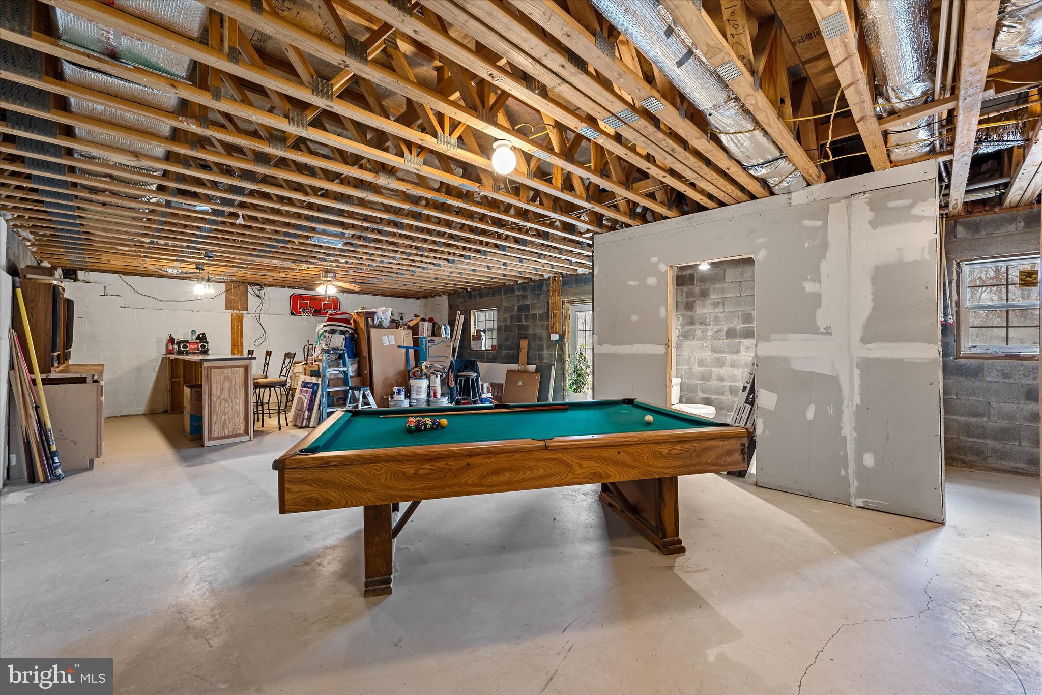 SLEEPY KNOLLS - Residential