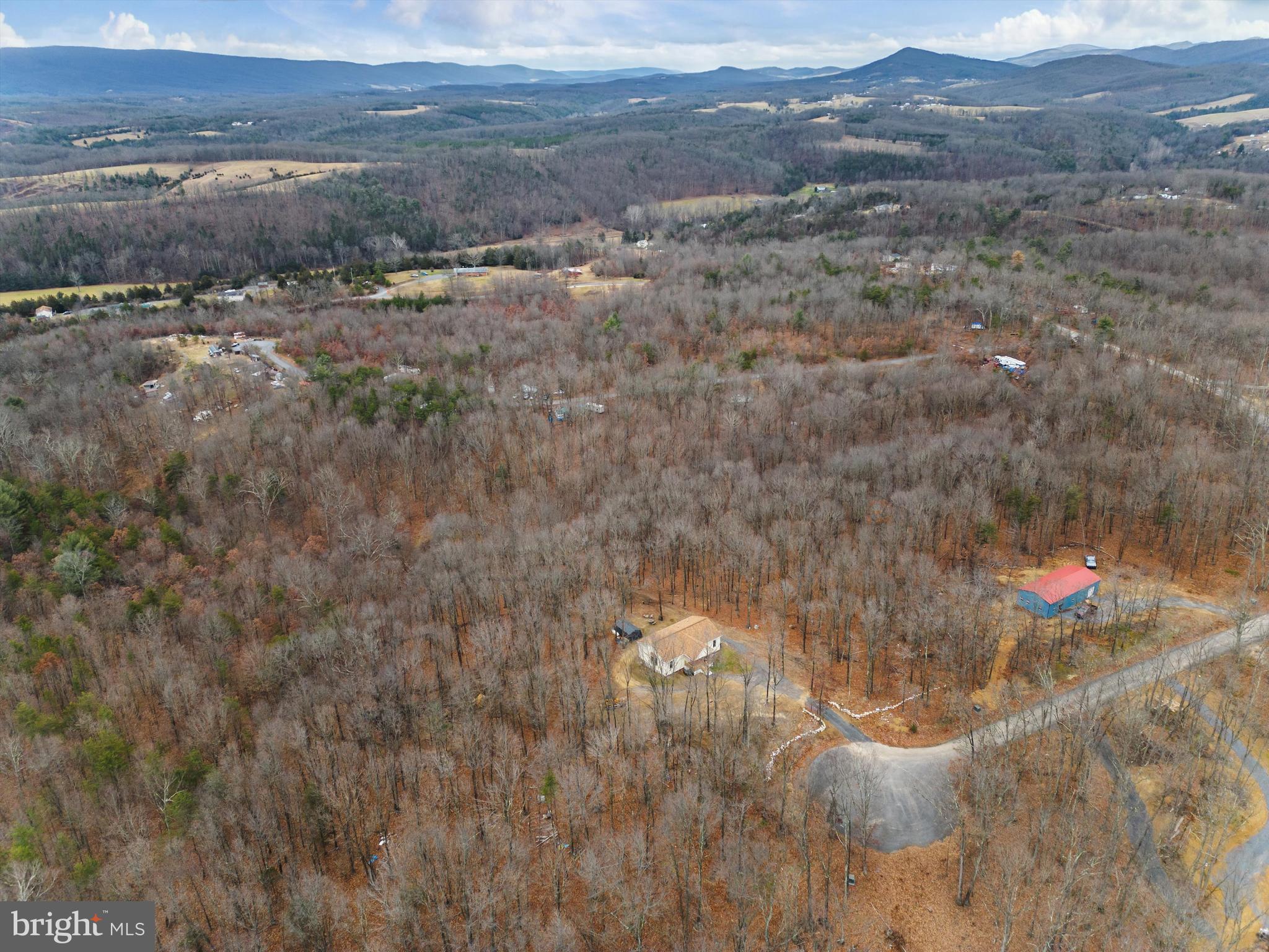 SLEEPY KNOLLS - Residential