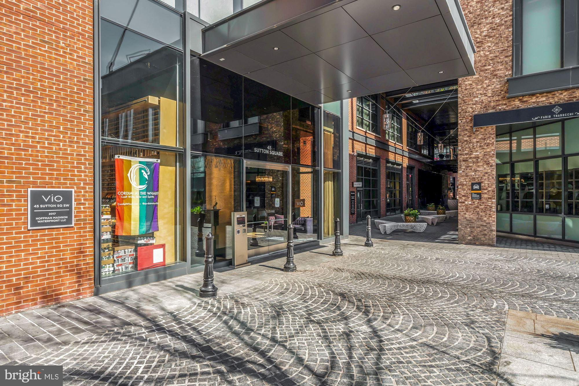 45 SUTTON SQUARE SW 303