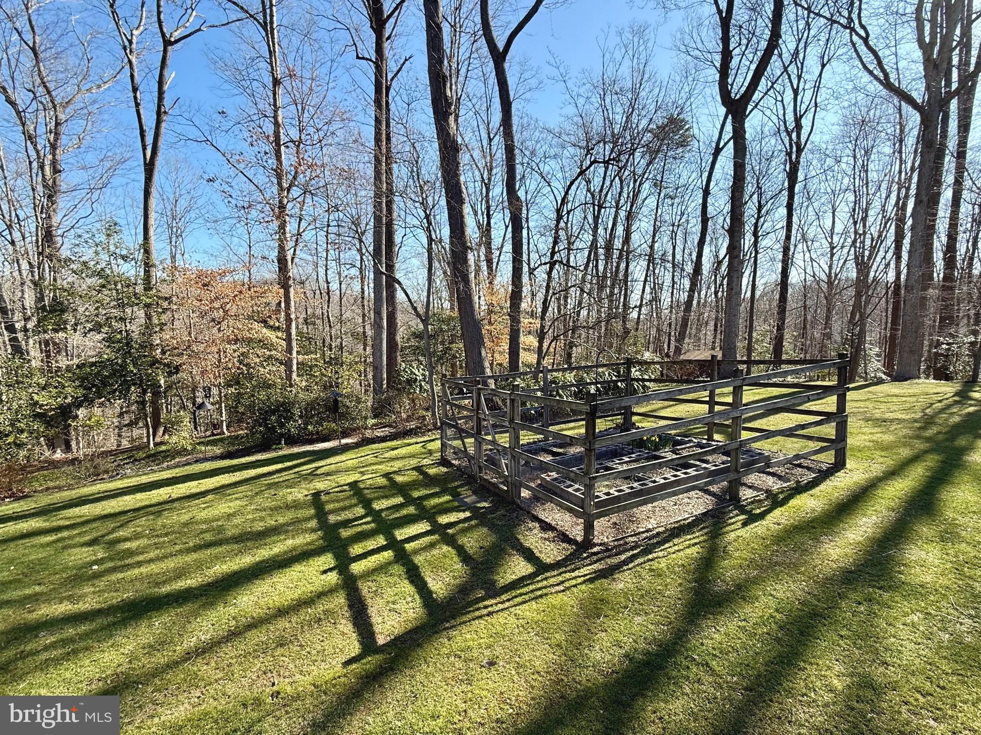 ST LEONARD SHORES - Residential