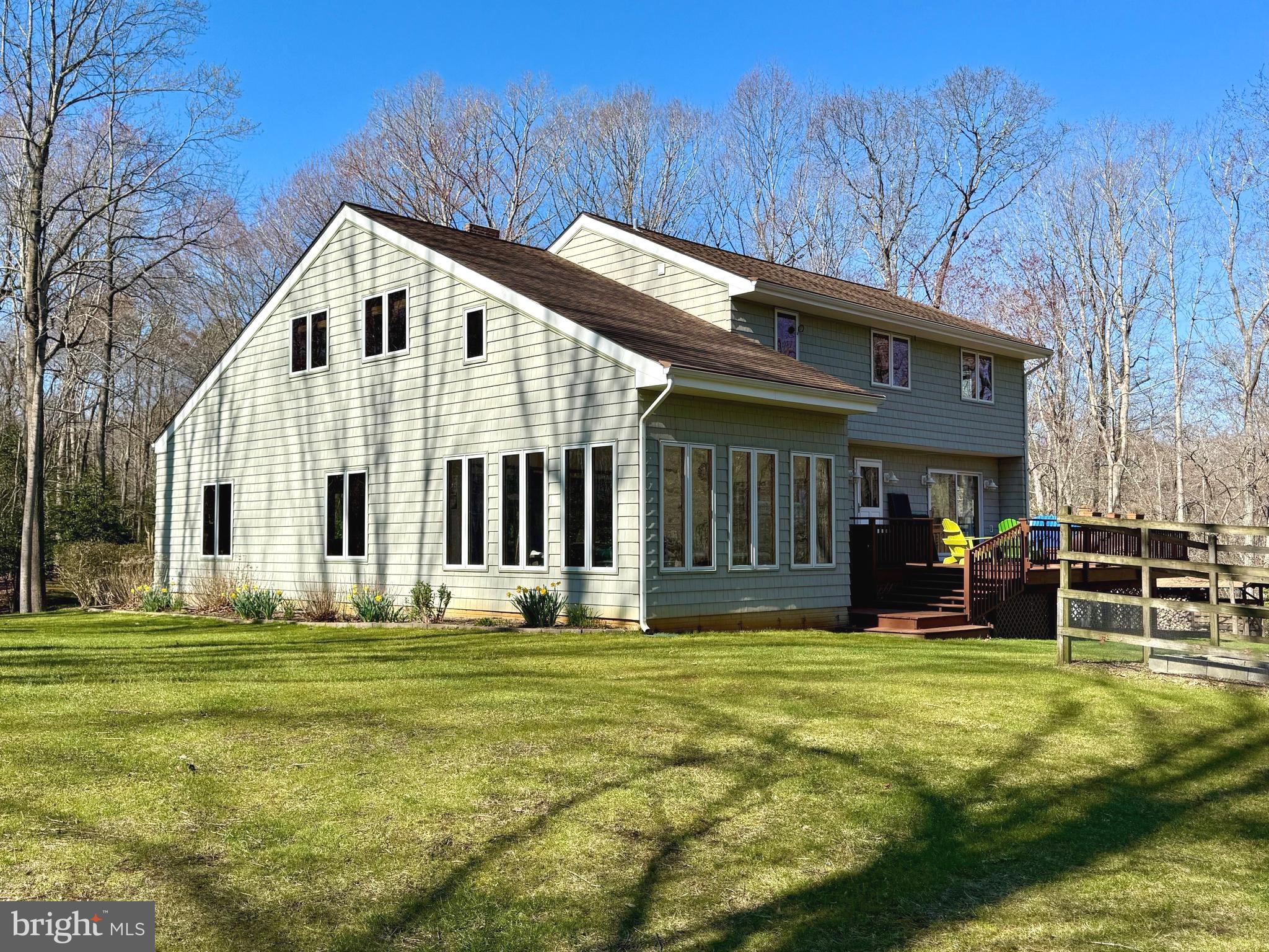 ST LEONARD SHORES - Residential