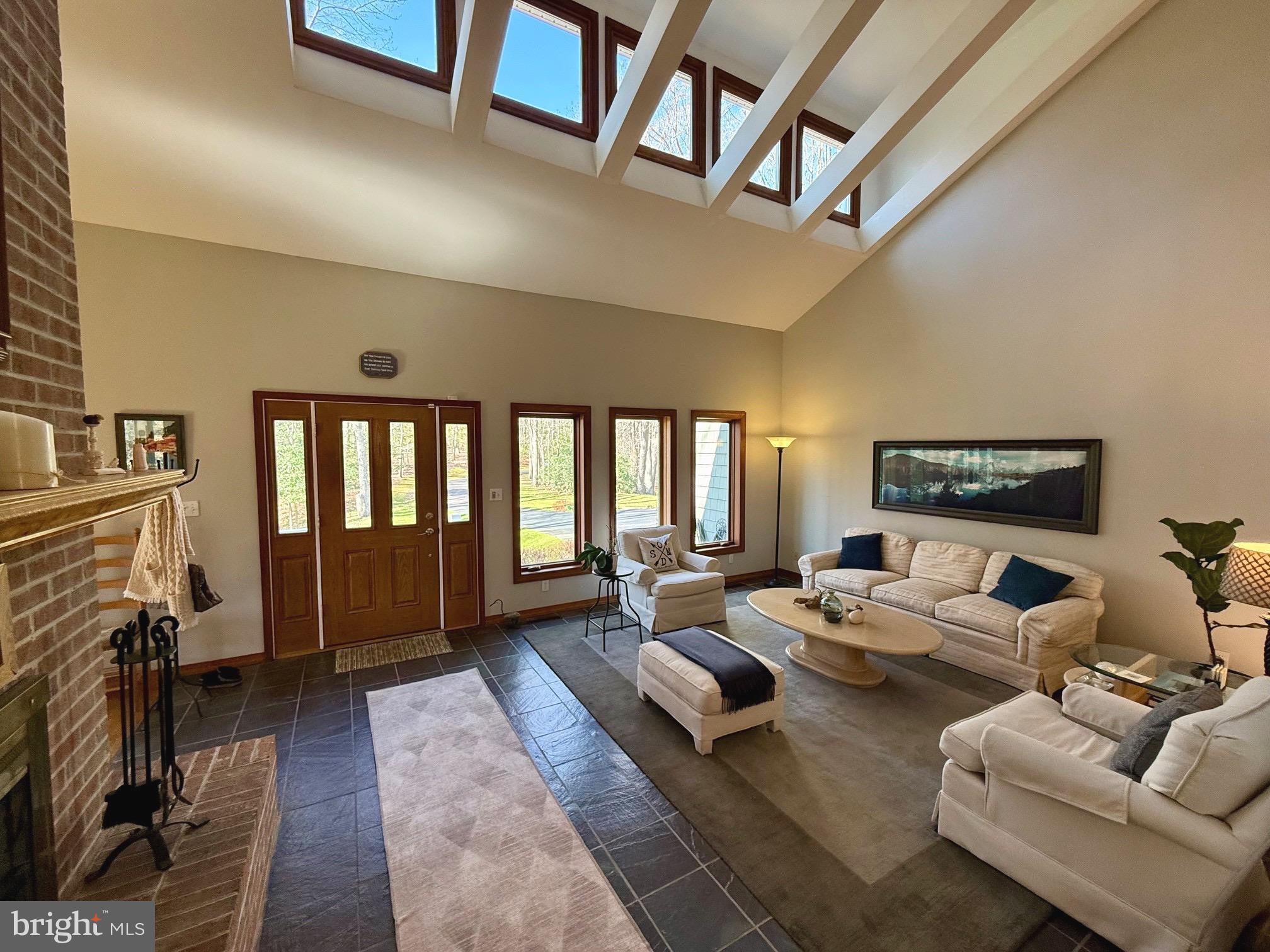 ST LEONARD SHORES - Residential