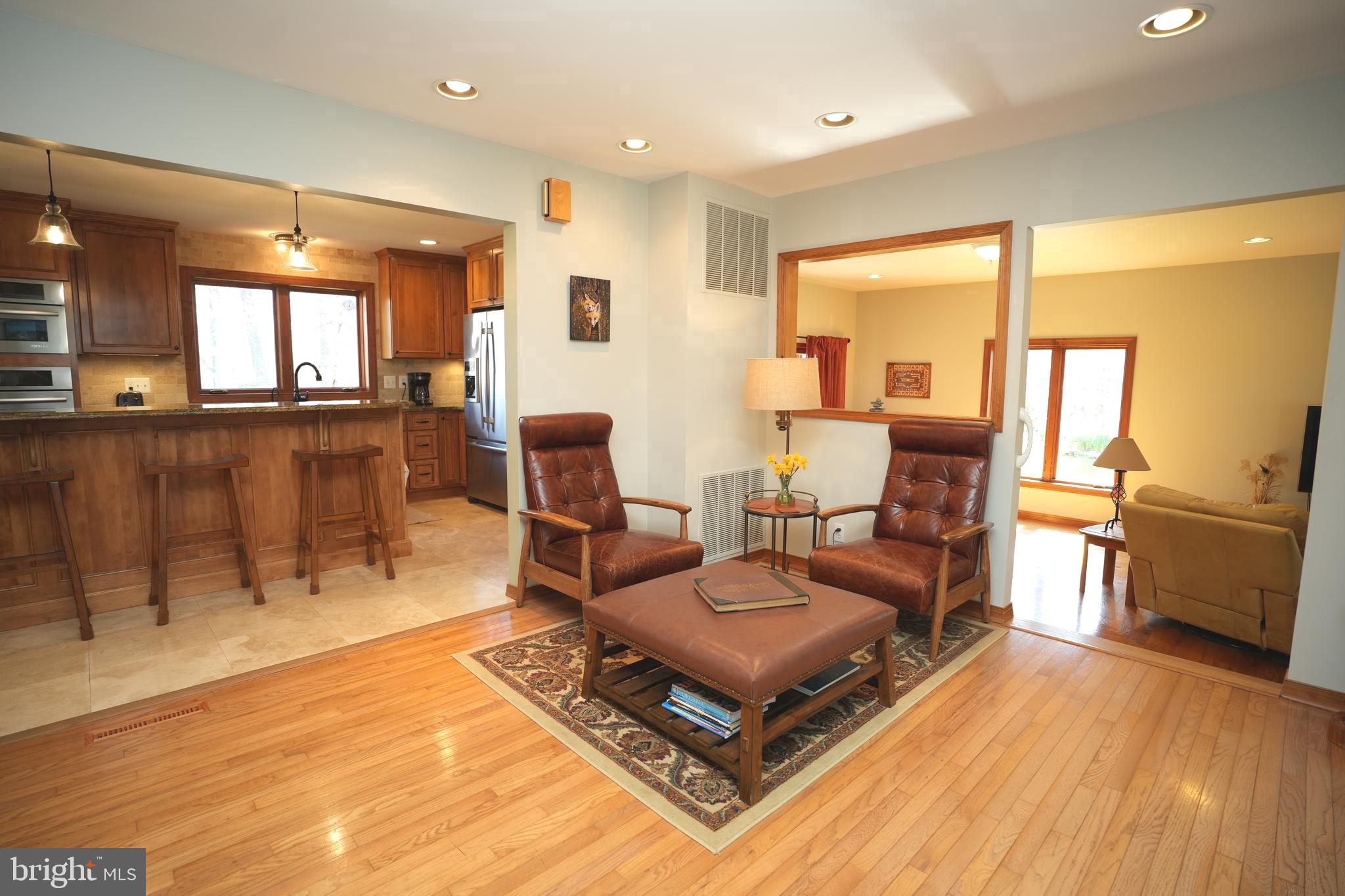 ST LEONARD SHORES - Residential