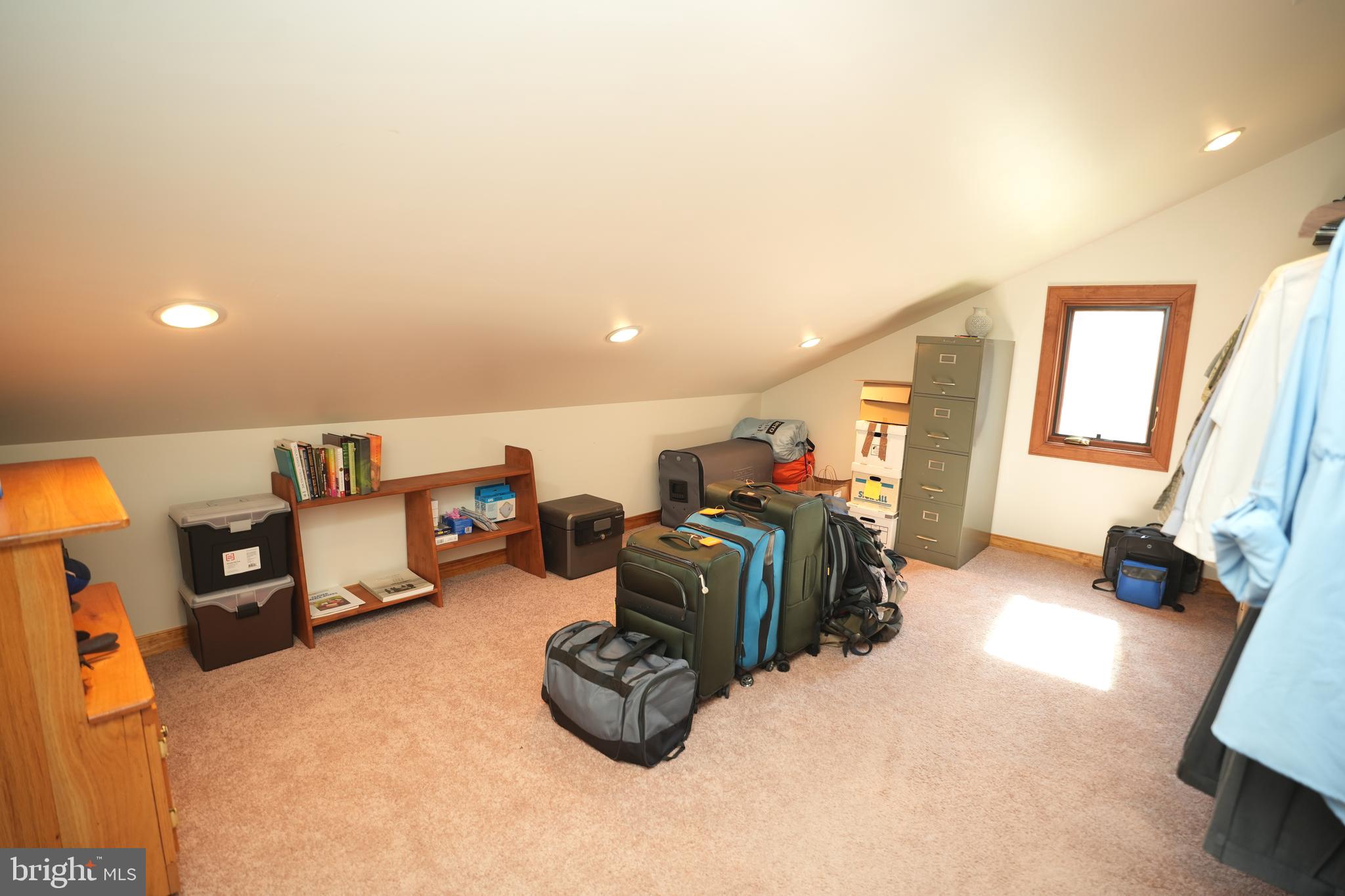 ST LEONARD SHORES - Residential