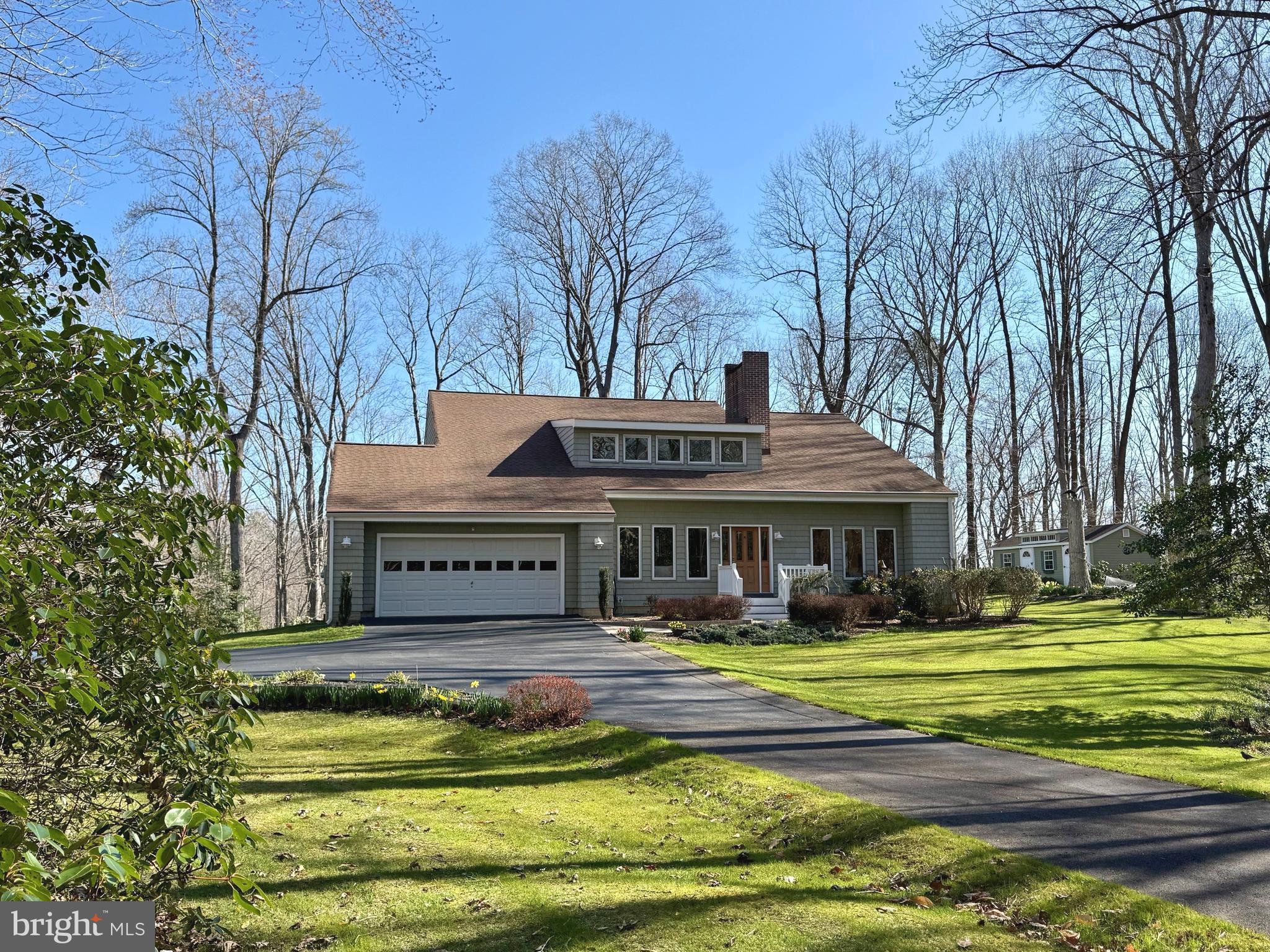 ST LEONARD SHORES - Residential