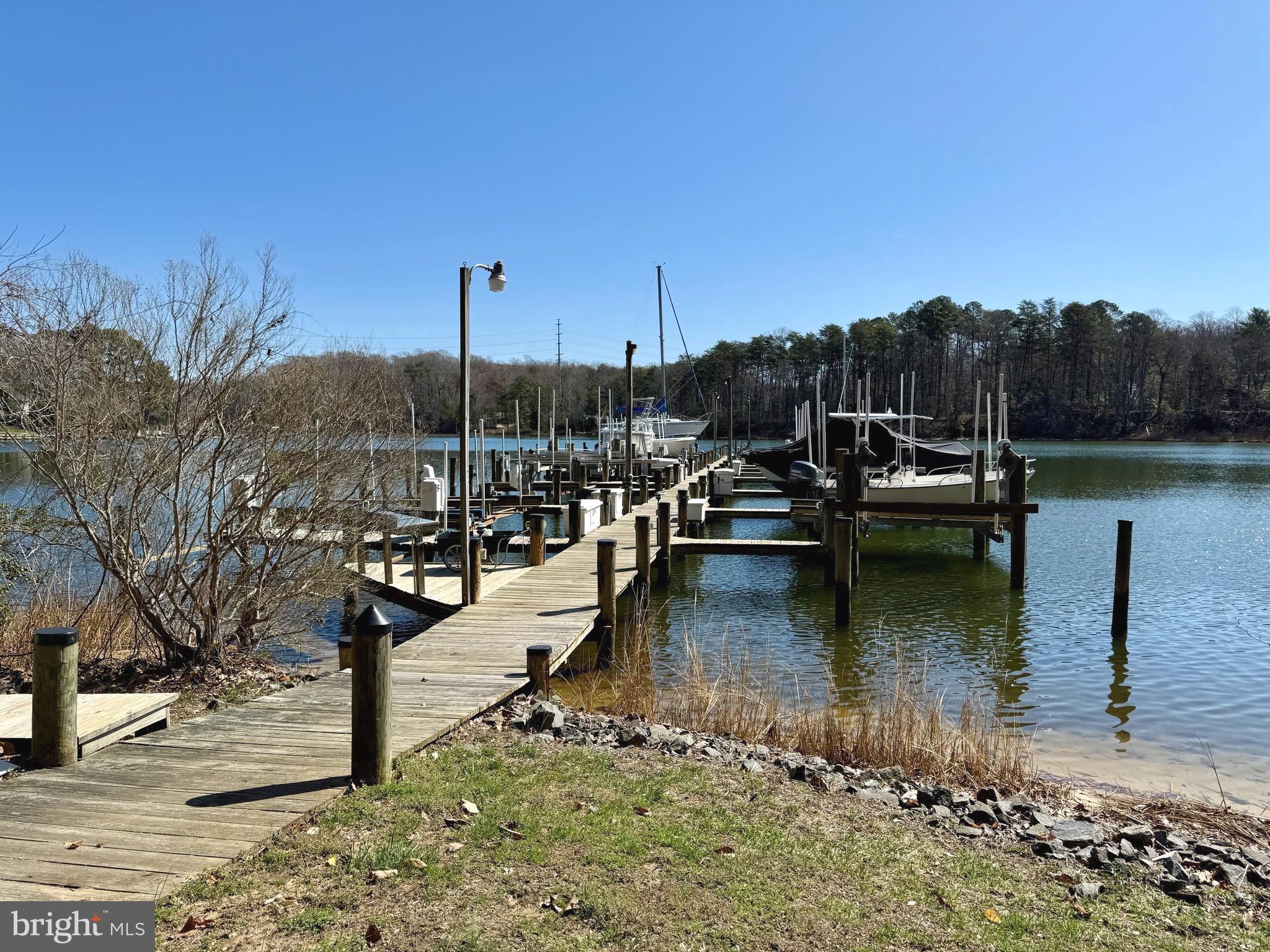 ST LEONARD SHORES - Residential