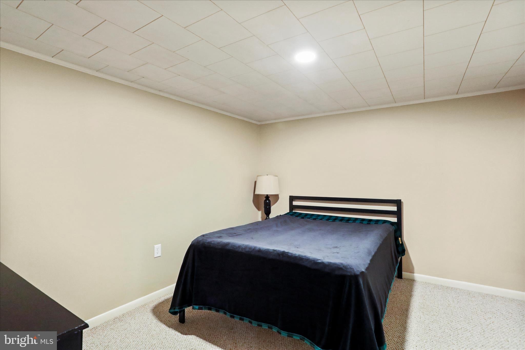 FOUNTAIN HEAD - Residential