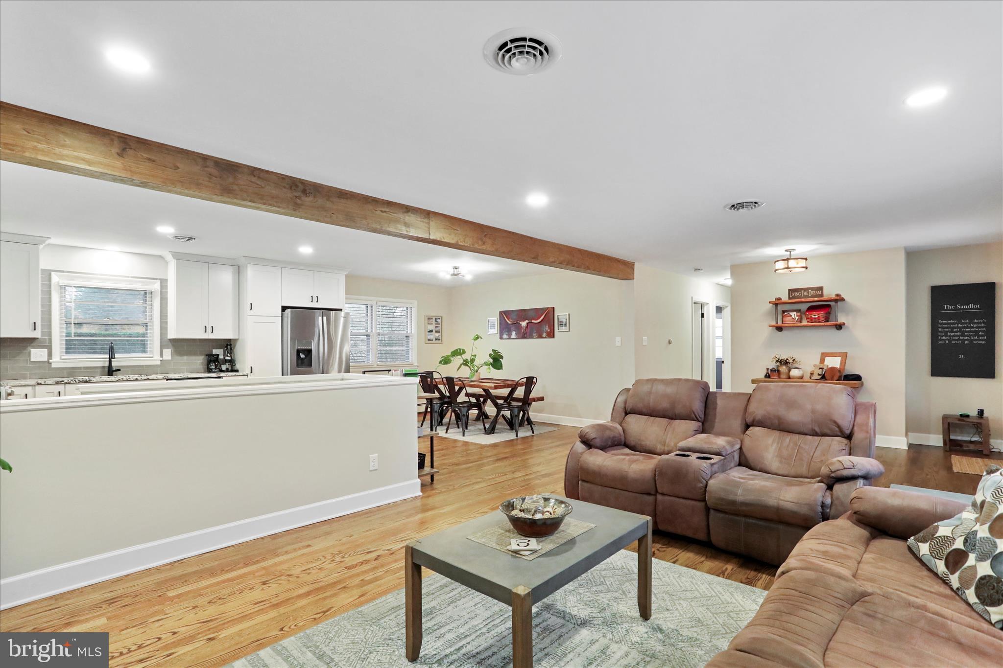 FOUNTAIN HEAD - Residential