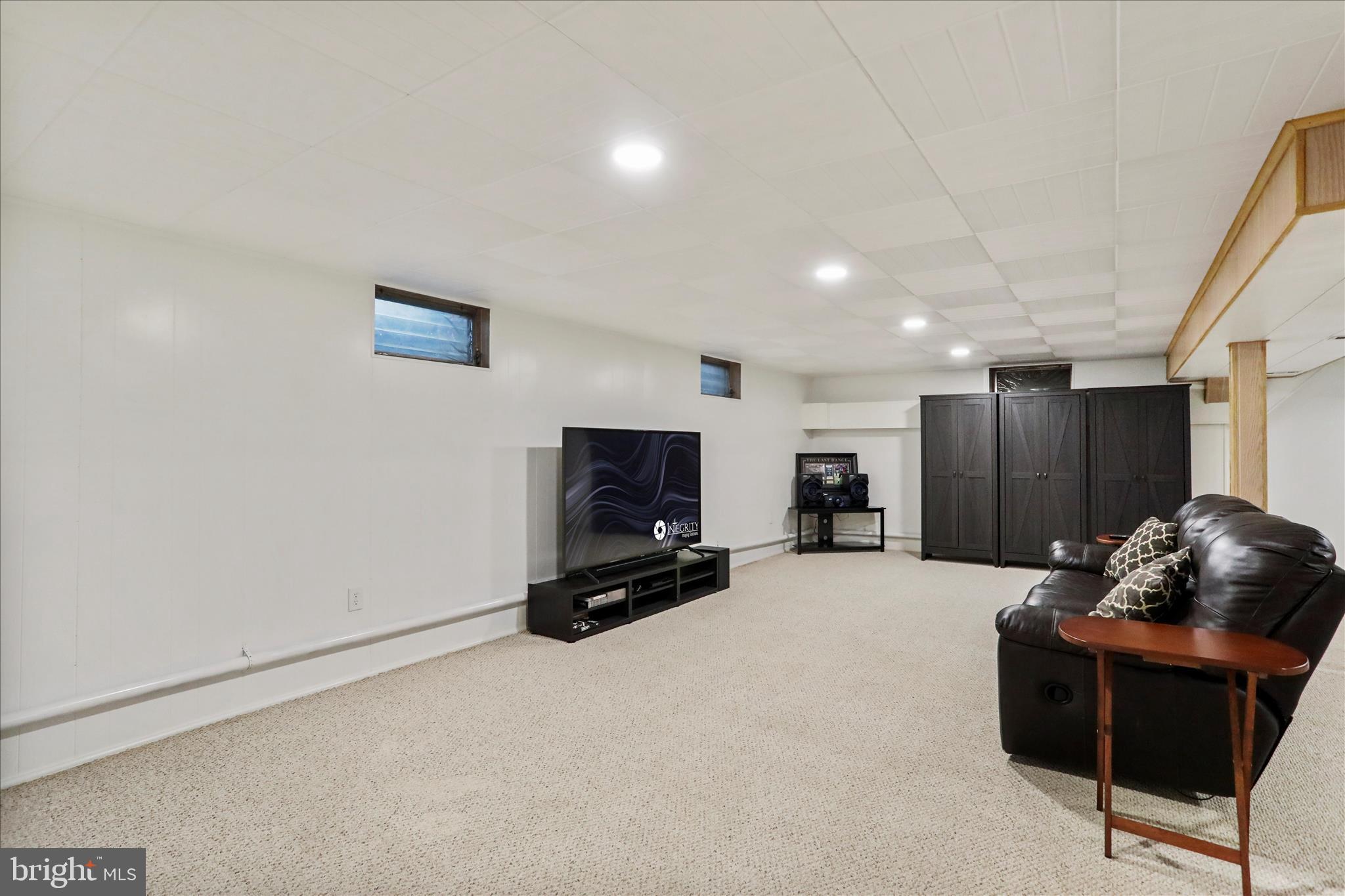 FOUNTAIN HEAD - Residential