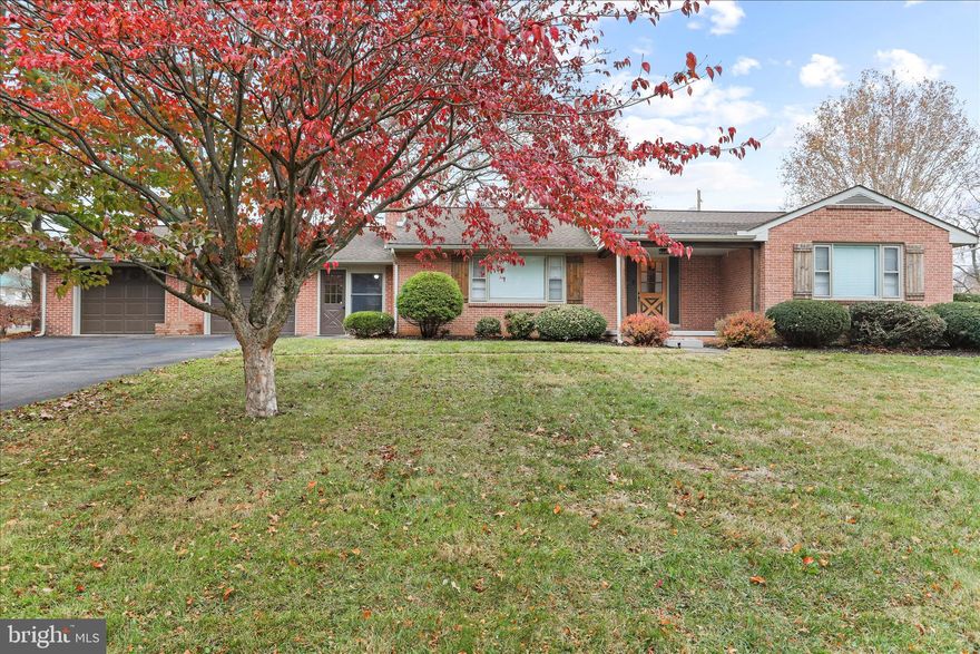 Discover this charming all-brick ranch home located in the established and highly desirable Fountainhead community. Perfectly positioned near a golf course, with convenient access to popular restaurants, schools, and major interstates, this home is ideal for commuters and anyone seeking comfort and convenience.
Step inside to a bright, open floorplan featuring pristine, refinished hardwood floors and fresh paint throughout. The modern kitchen boasts granite countertops, white cabinetry, and stainless steel appliances—an inviting space for cooking and gathering. A cozy wood-burning fireplace serves as a beautiful decorative focal point in the main living area.
Enjoy the practicality of main-level laundry and a dedicated mudroom area for everyday ease. The finished lower level offers incredible flexibility, including a spacious recreation or flex room and an optional fourth bedroom or office, perfect for guests or remote work needs.
Outside, the level backyard with a welcoming patio is ideal for entertaining, relaxing, or play. Fountainhead is known for its walkability and friendly atmosphere, making it a wonderful area for evening strolls or weekend activities.
With tastefully updated, modern bathrooms and move-in-ready condition, this home blends comfort, style, and convenience in one beautiful package.