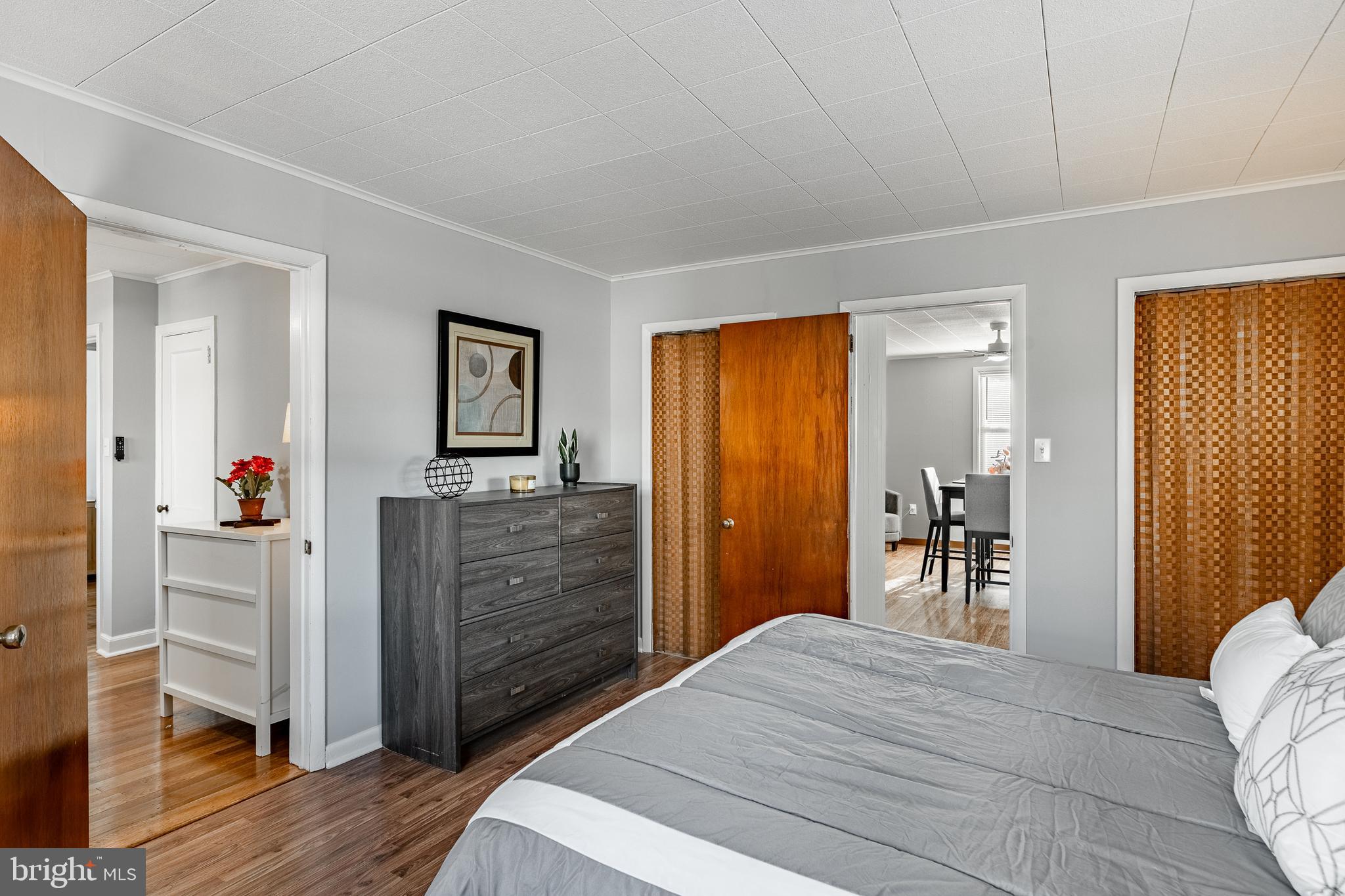 ROLLING PARK - Residential