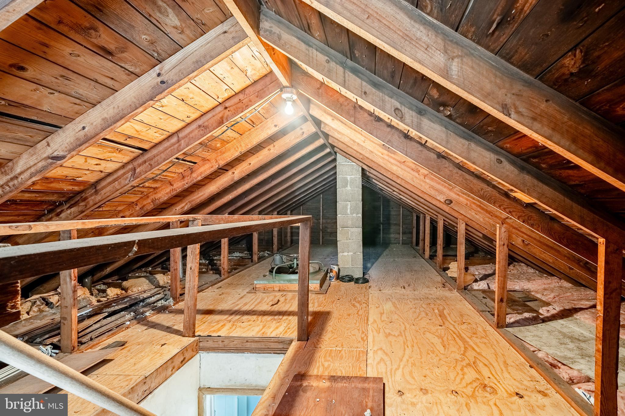 ROLLING PARK - Residential