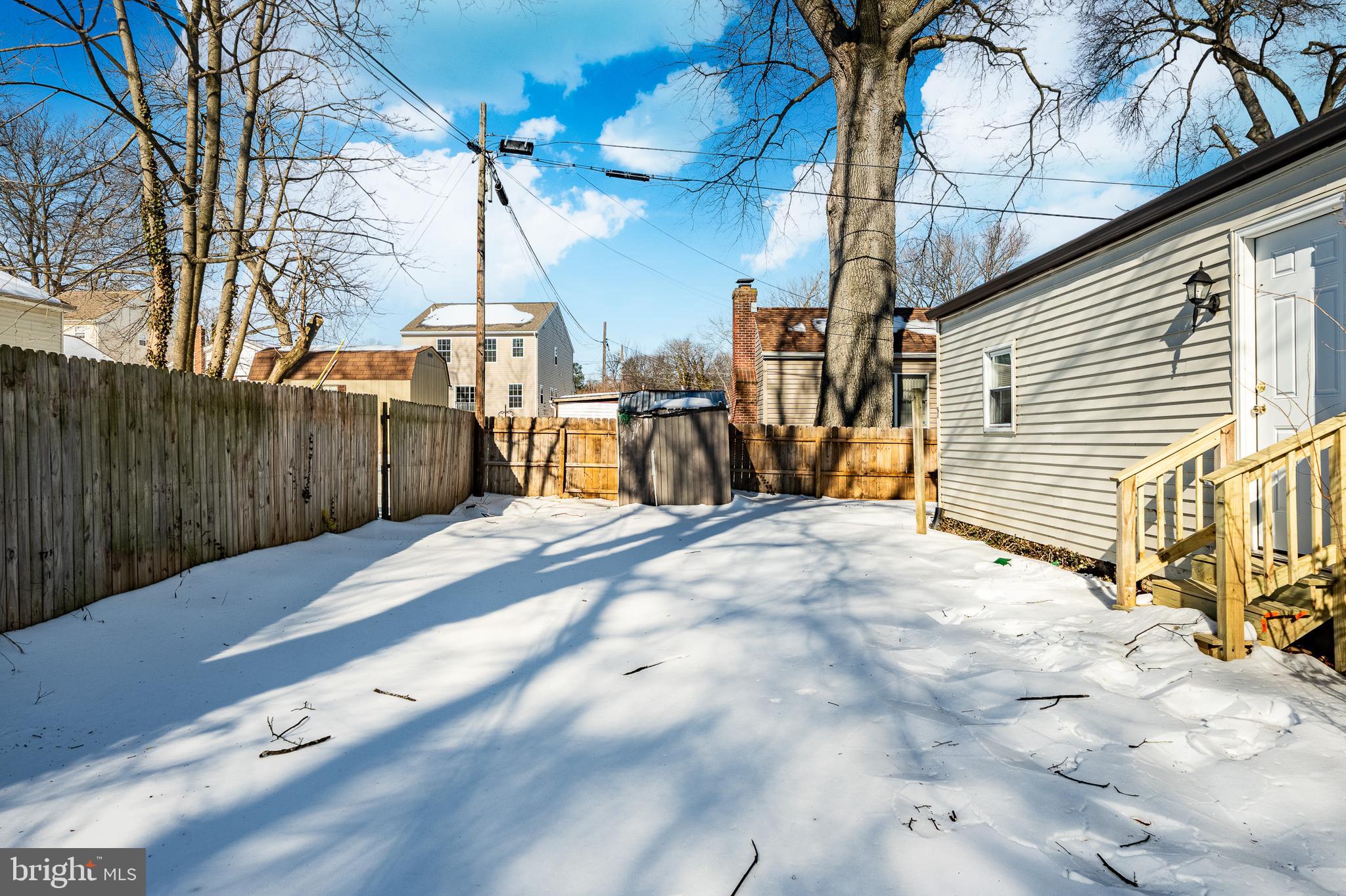 ROLLING PARK - Residential