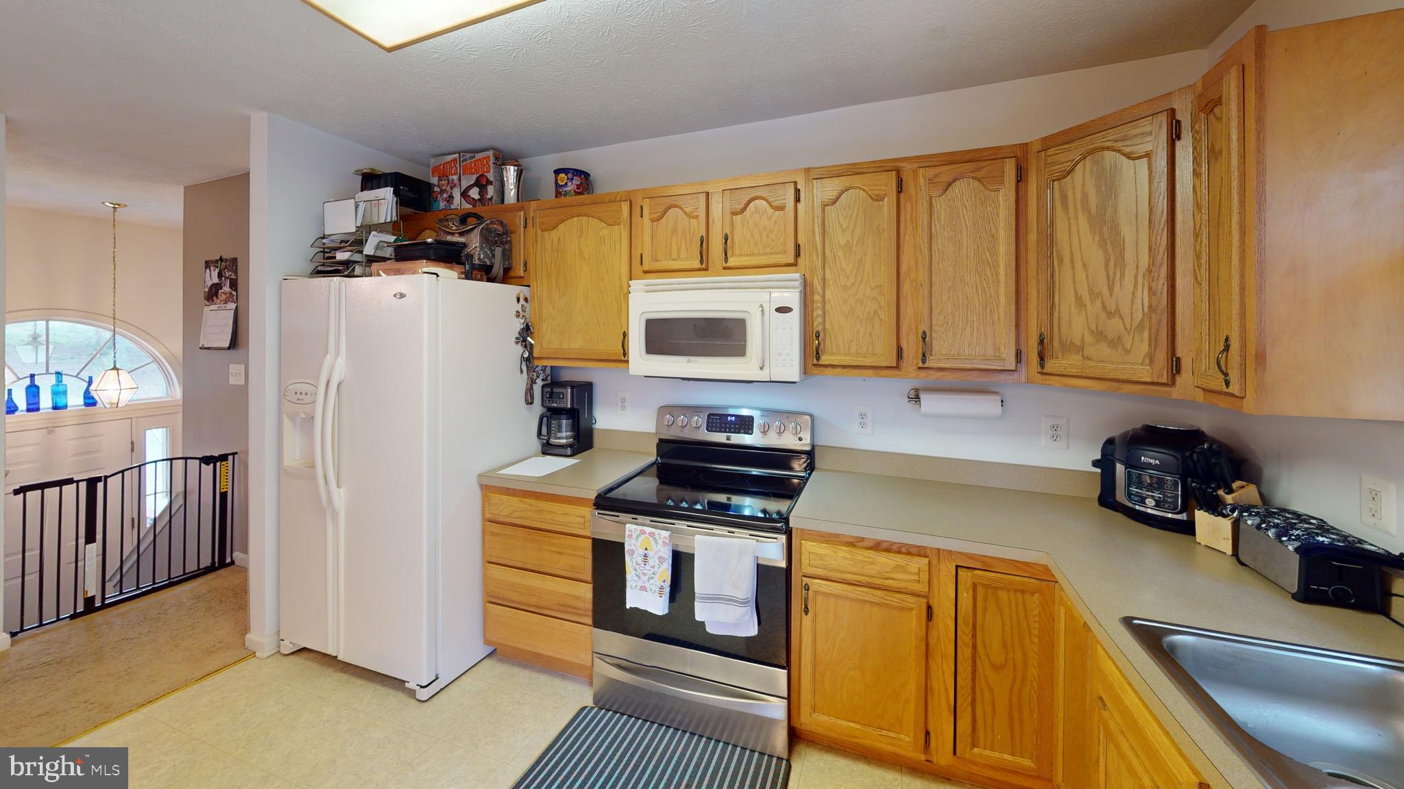 WARDEN ACRES - Residential