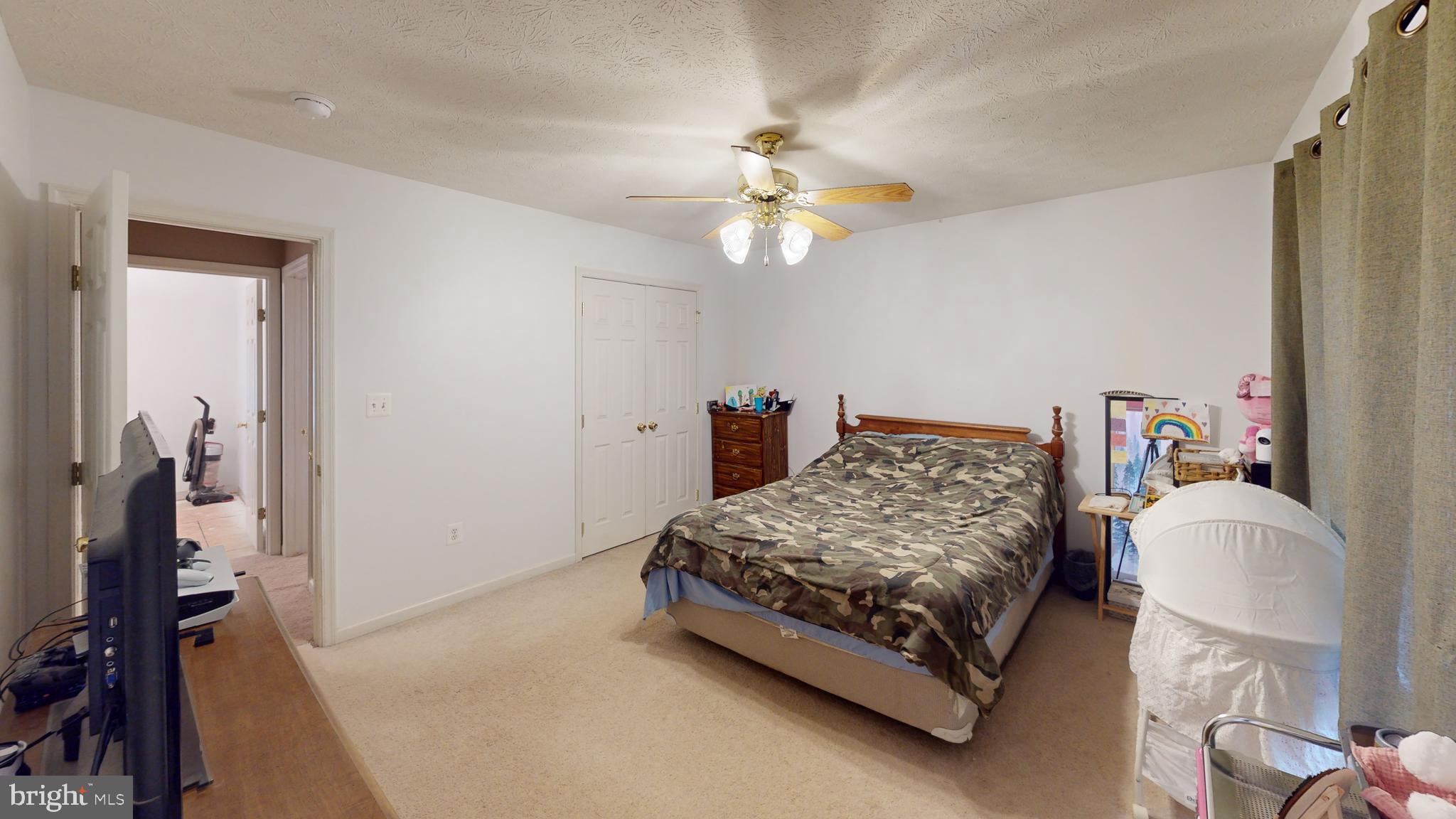 WARDEN ACRES - Residential