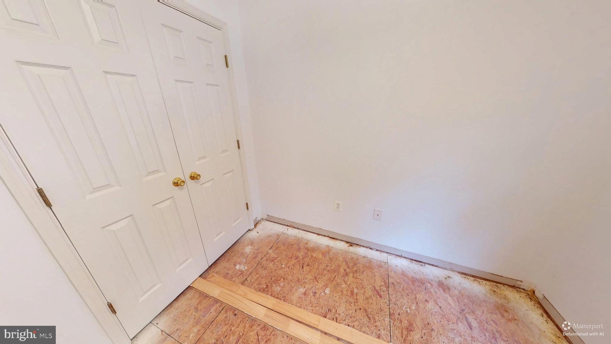 WARDEN ACRES - Residential