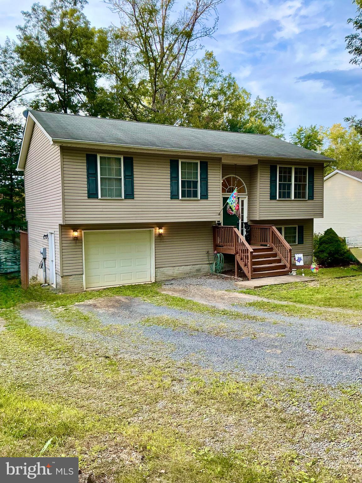 WARDEN ACRES - Residential