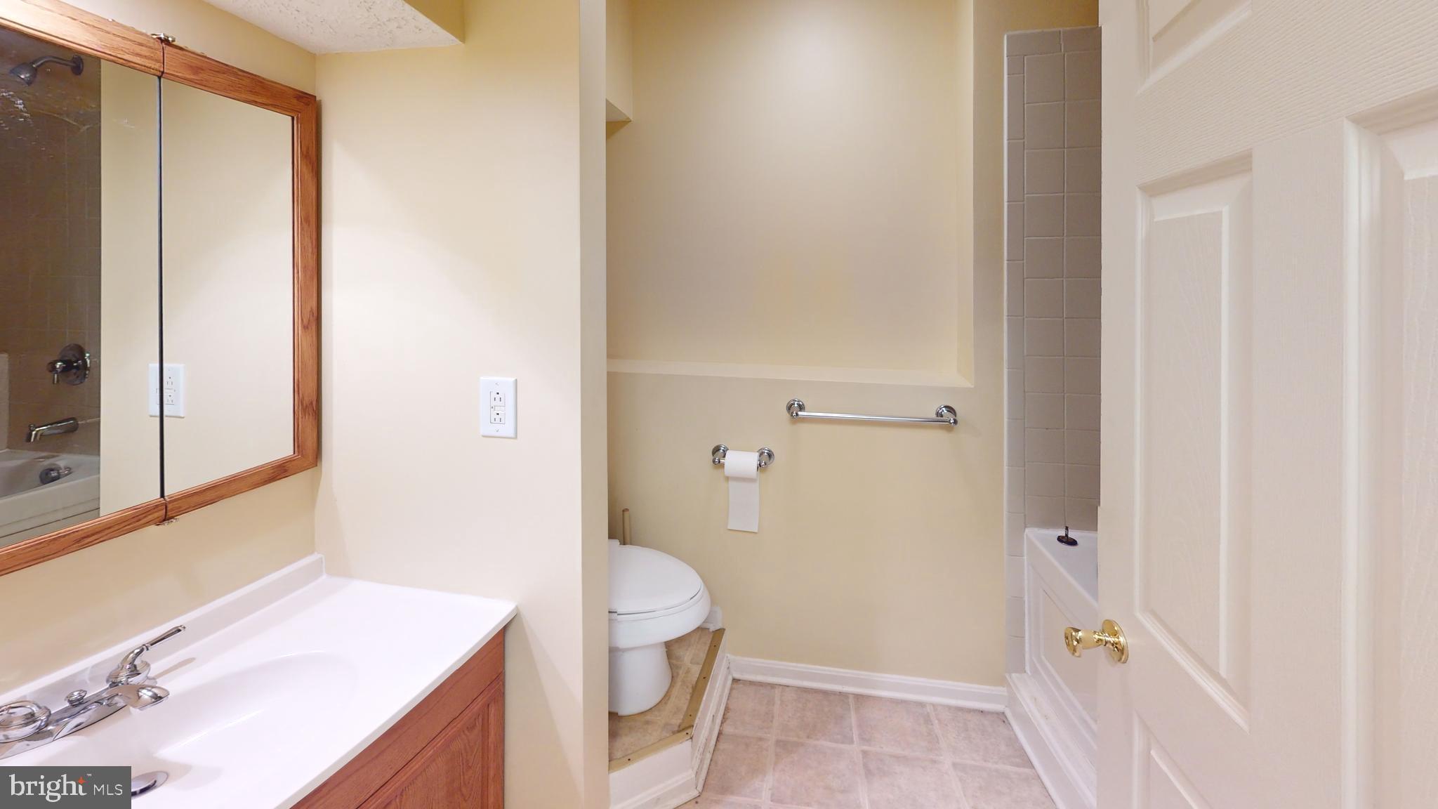 WARDEN ACRES - Residential