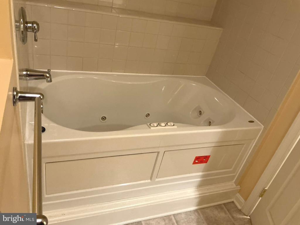 WARDEN ACRES - Residential