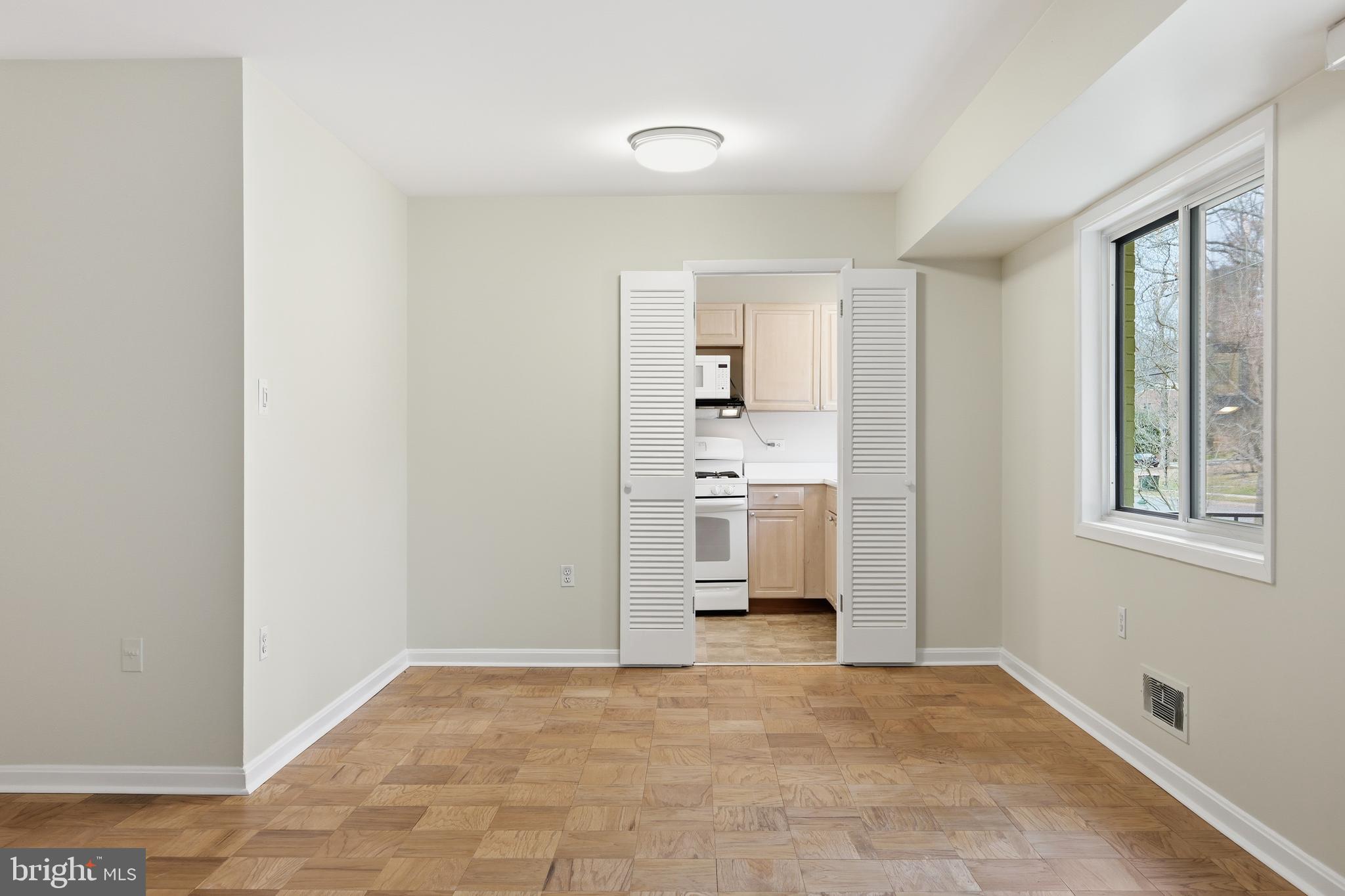 PARKSIDE CONDOMINIUMS - Residential