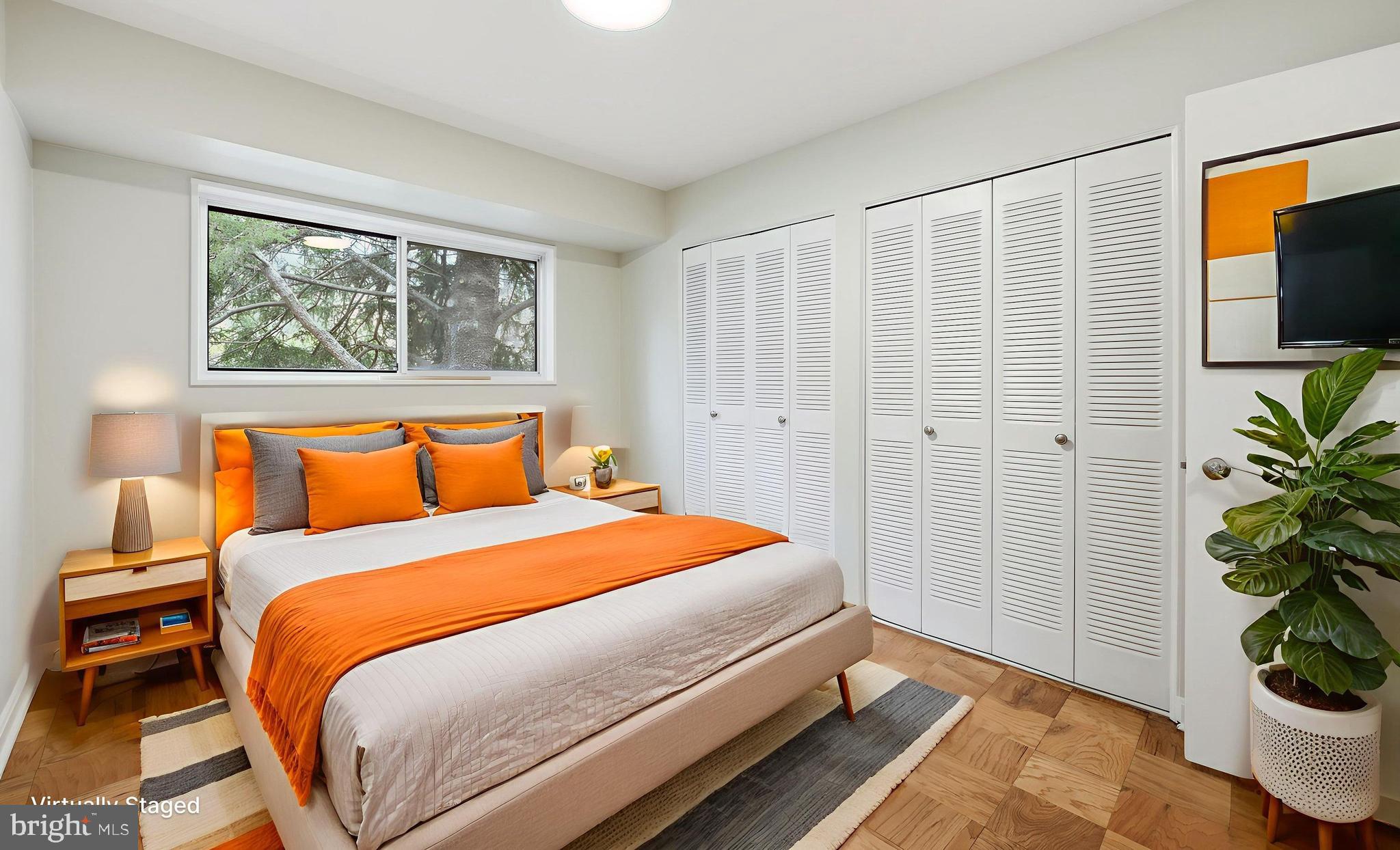 PARKSIDE CONDOMINIUMS - Residential