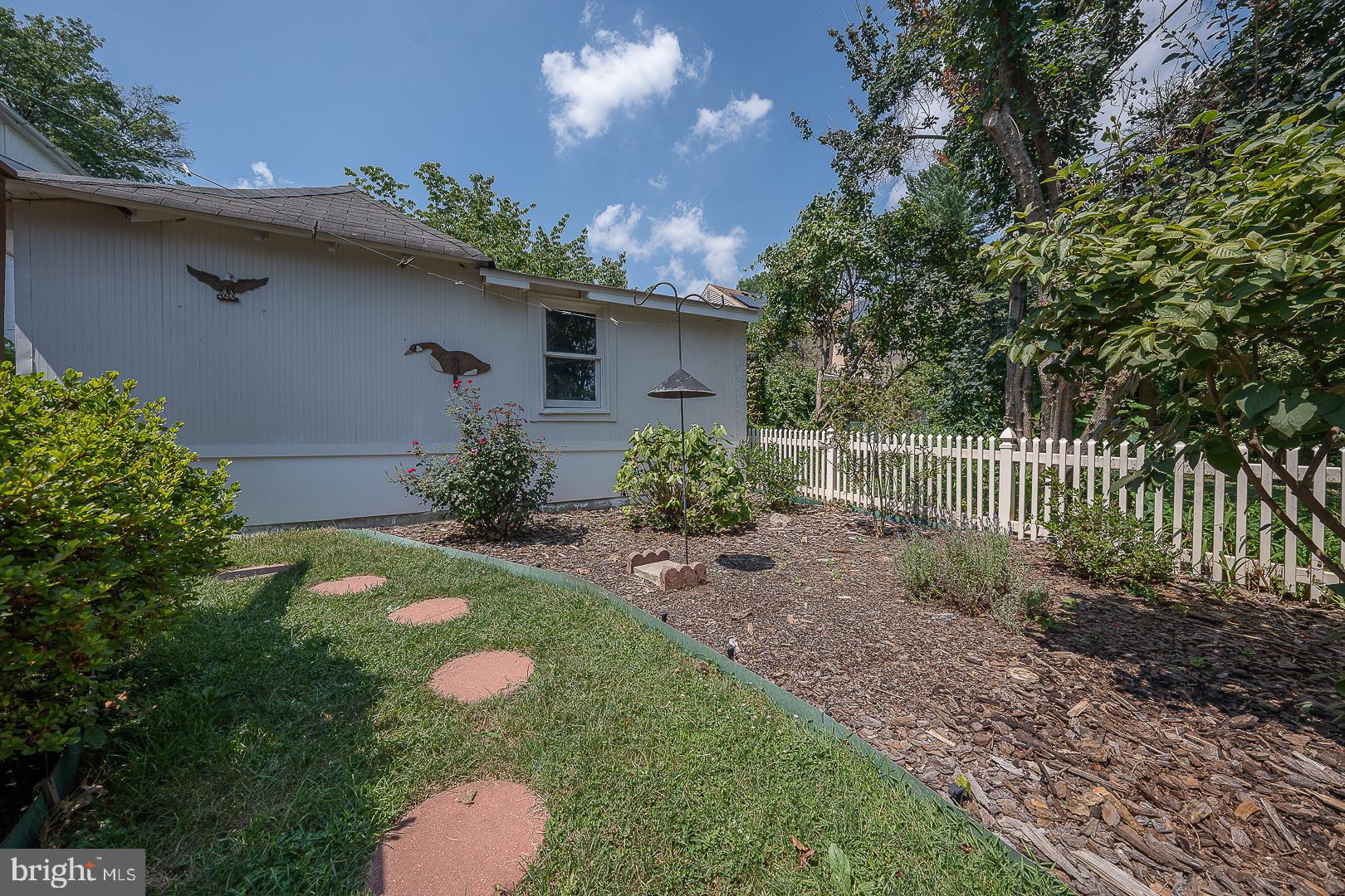 ARDMORE PARK - Residential