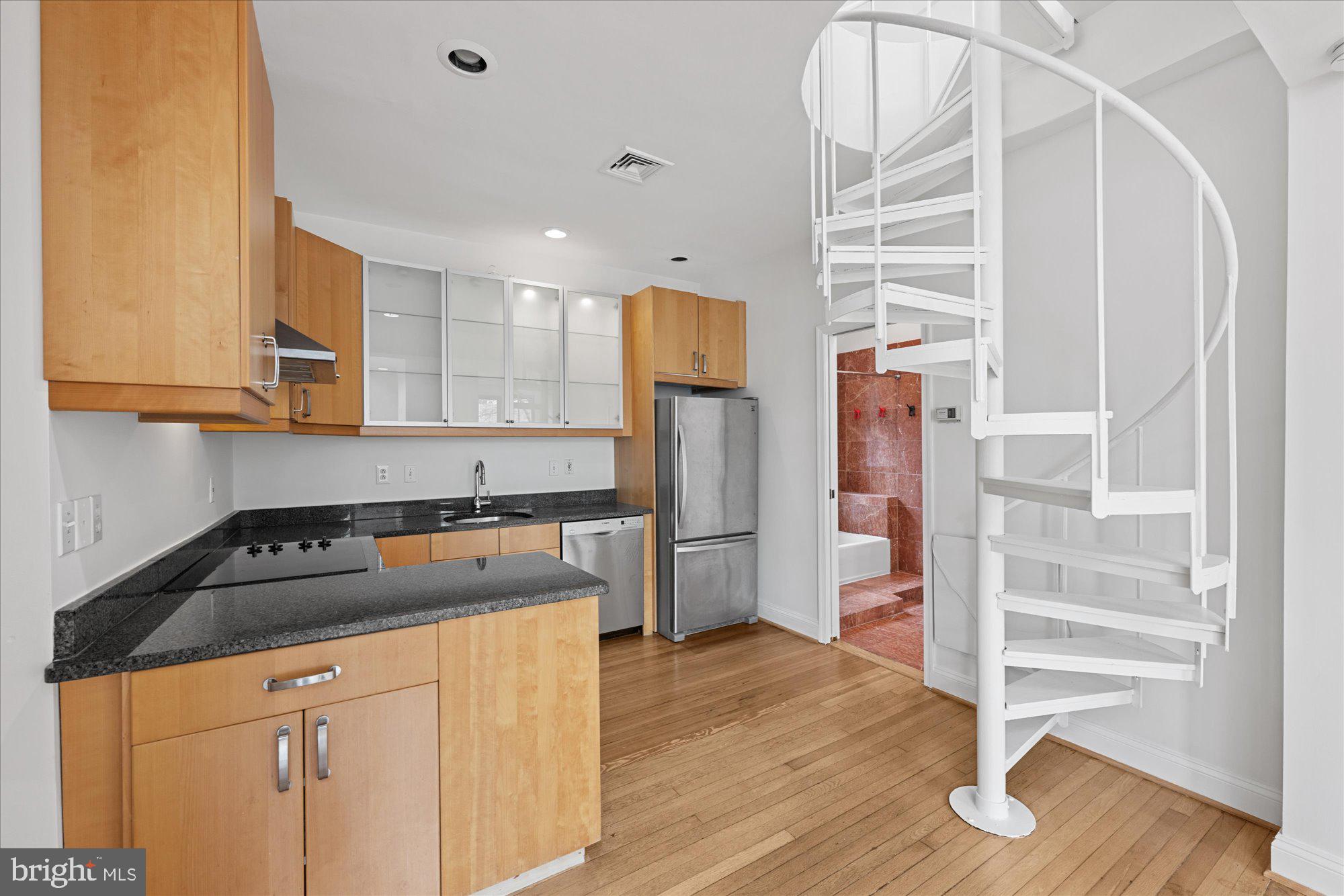 1318 35TH STREET NW 6