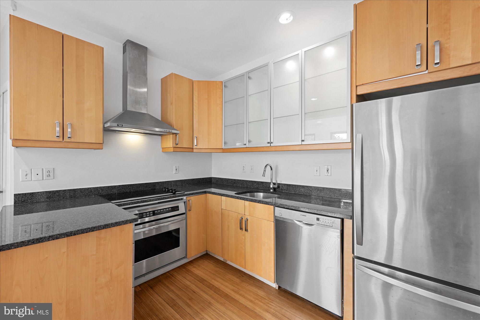 1318 35TH STREET NW 6