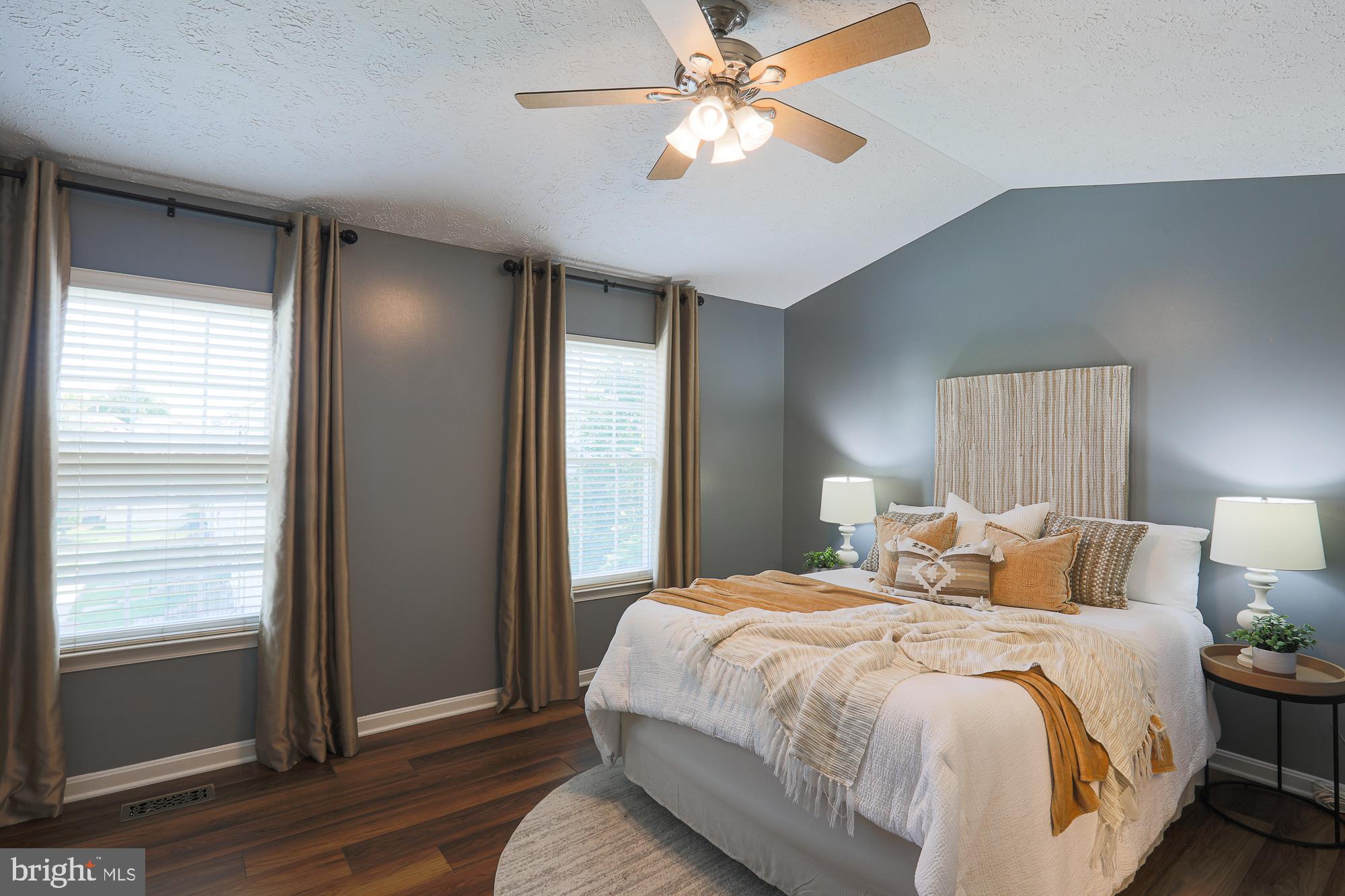 CLAYBROOKE - Residential