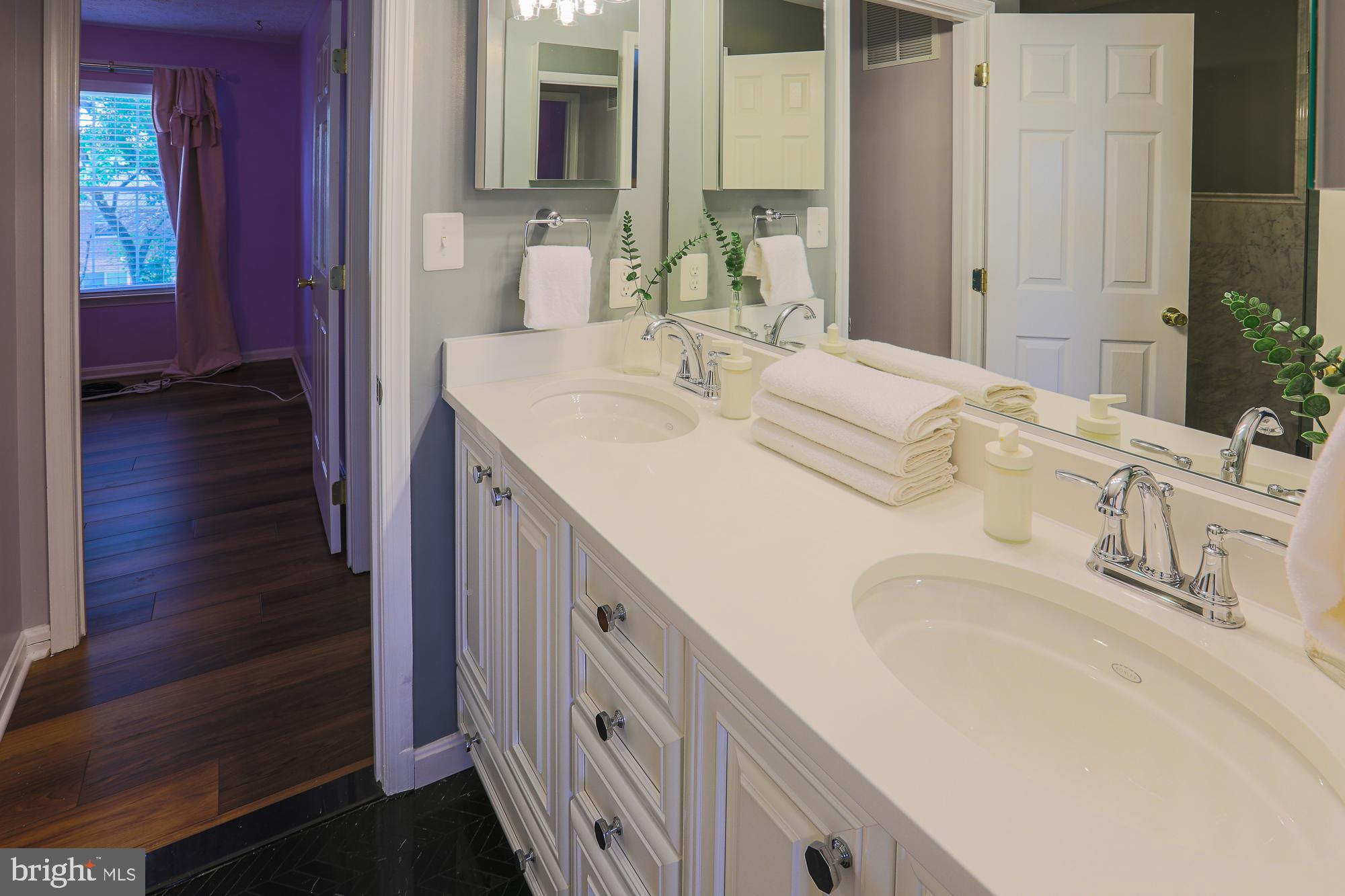 CLAYBROOKE - Residential