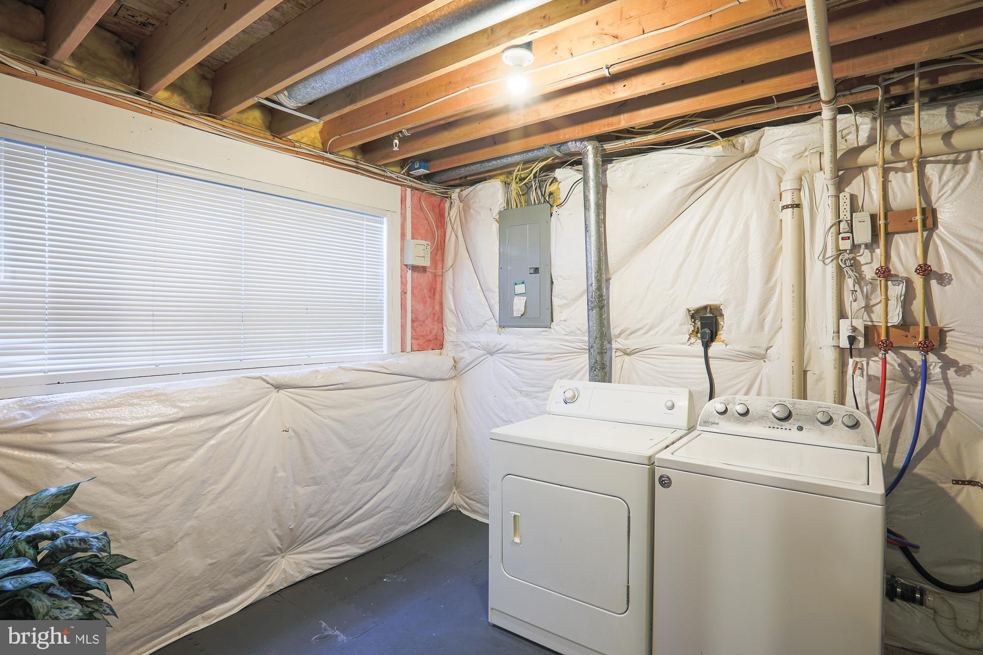 CLAYBROOKE - Residential