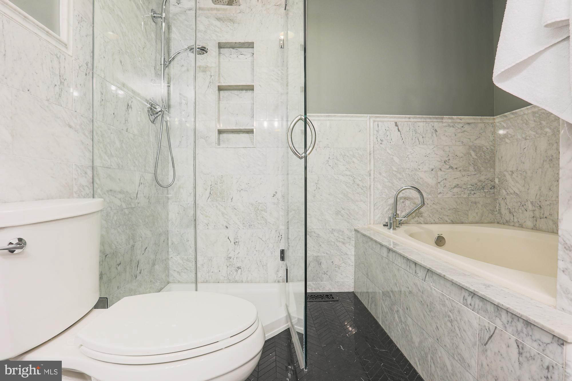 CLAYBROOKE - Residential