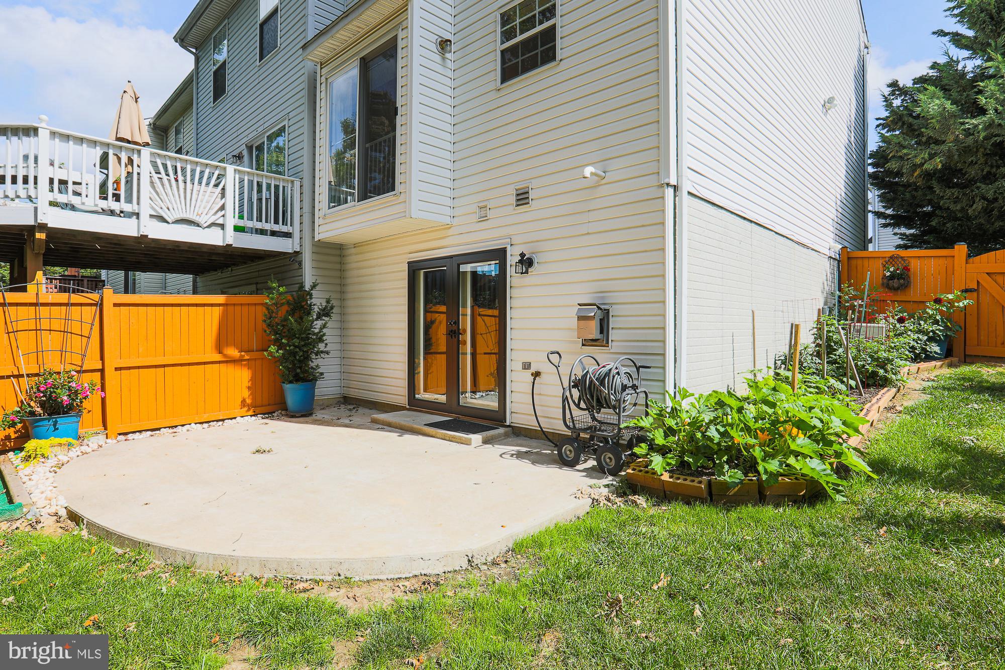 CLAYBROOKE - Residential