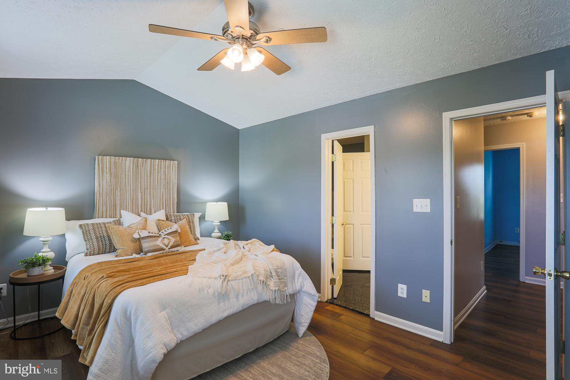 CLAYBROOKE - Residential