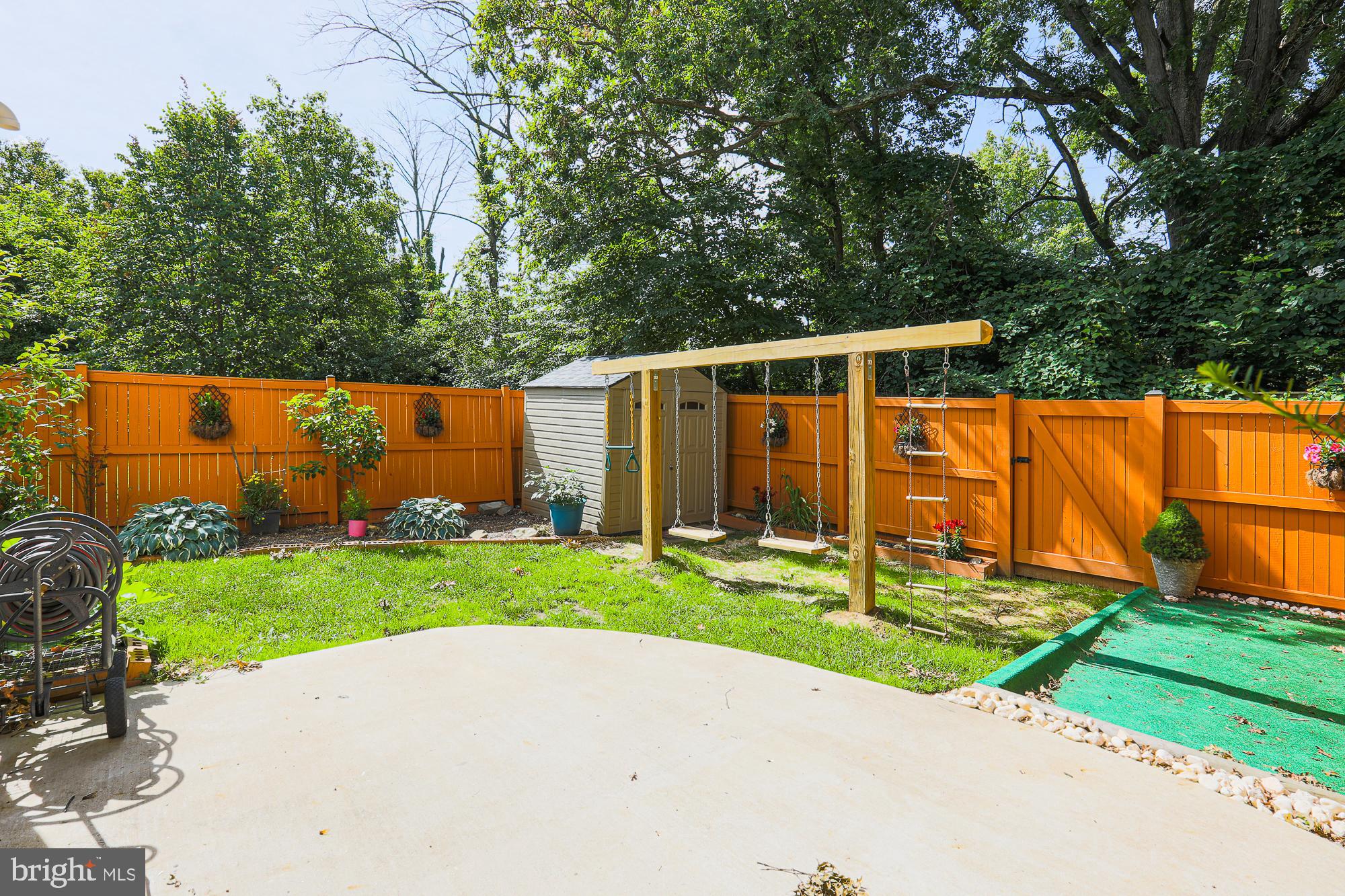 CLAYBROOKE - Residential