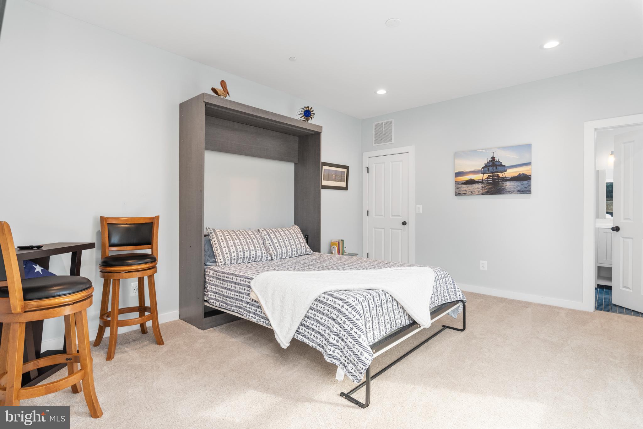 BACK BAY BEACH - Residential