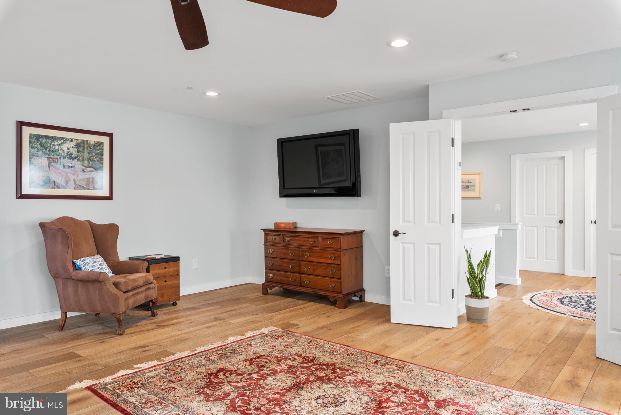 BACK BAY BEACH - Residential