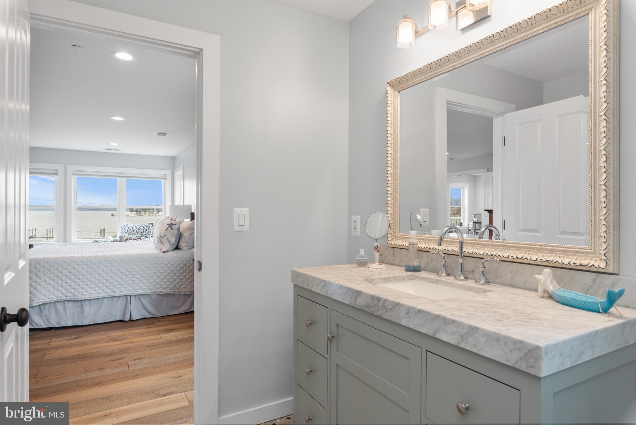 BACK BAY BEACH - Residential