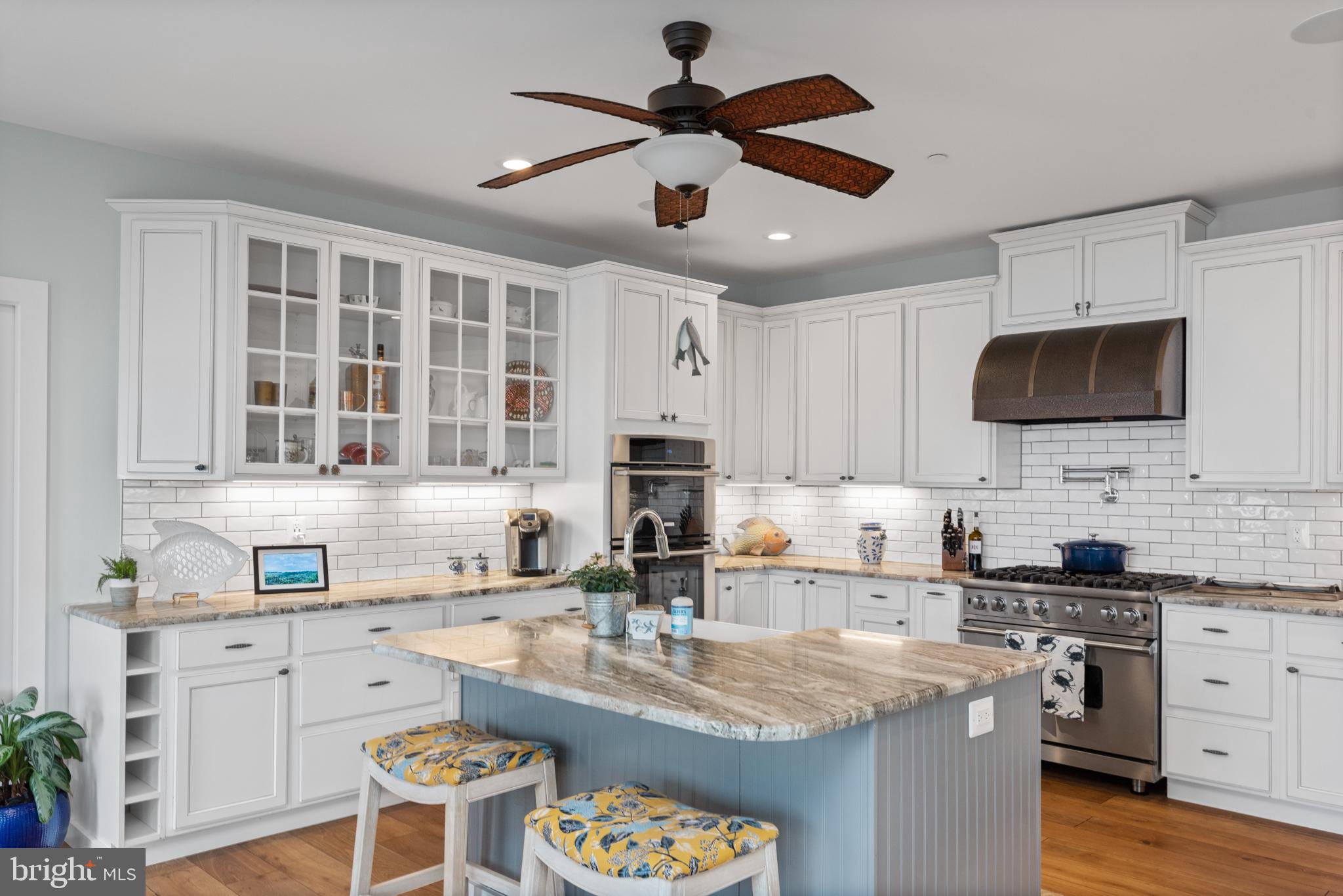 BACK BAY BEACH - Residential