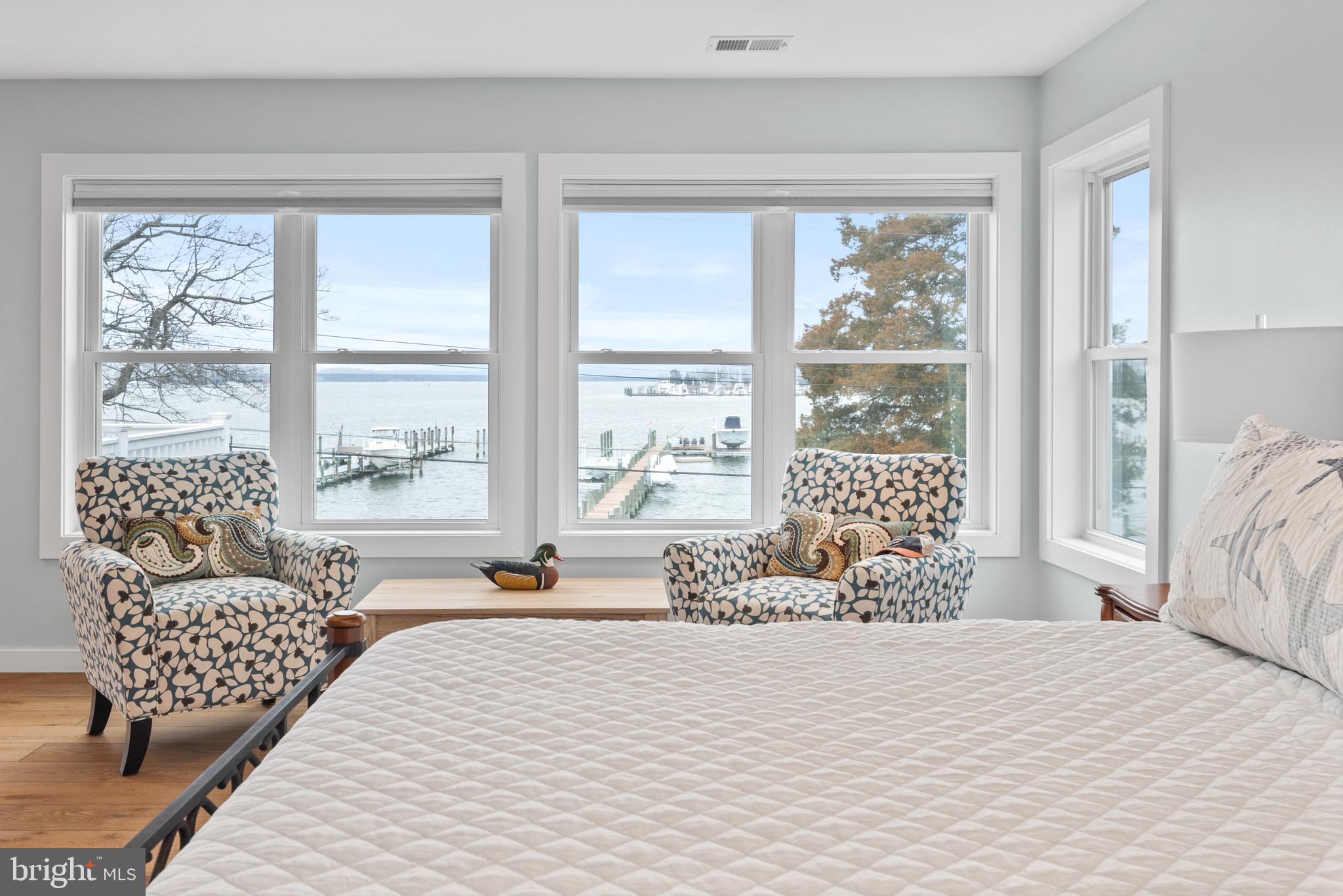 BACK BAY BEACH - Residential