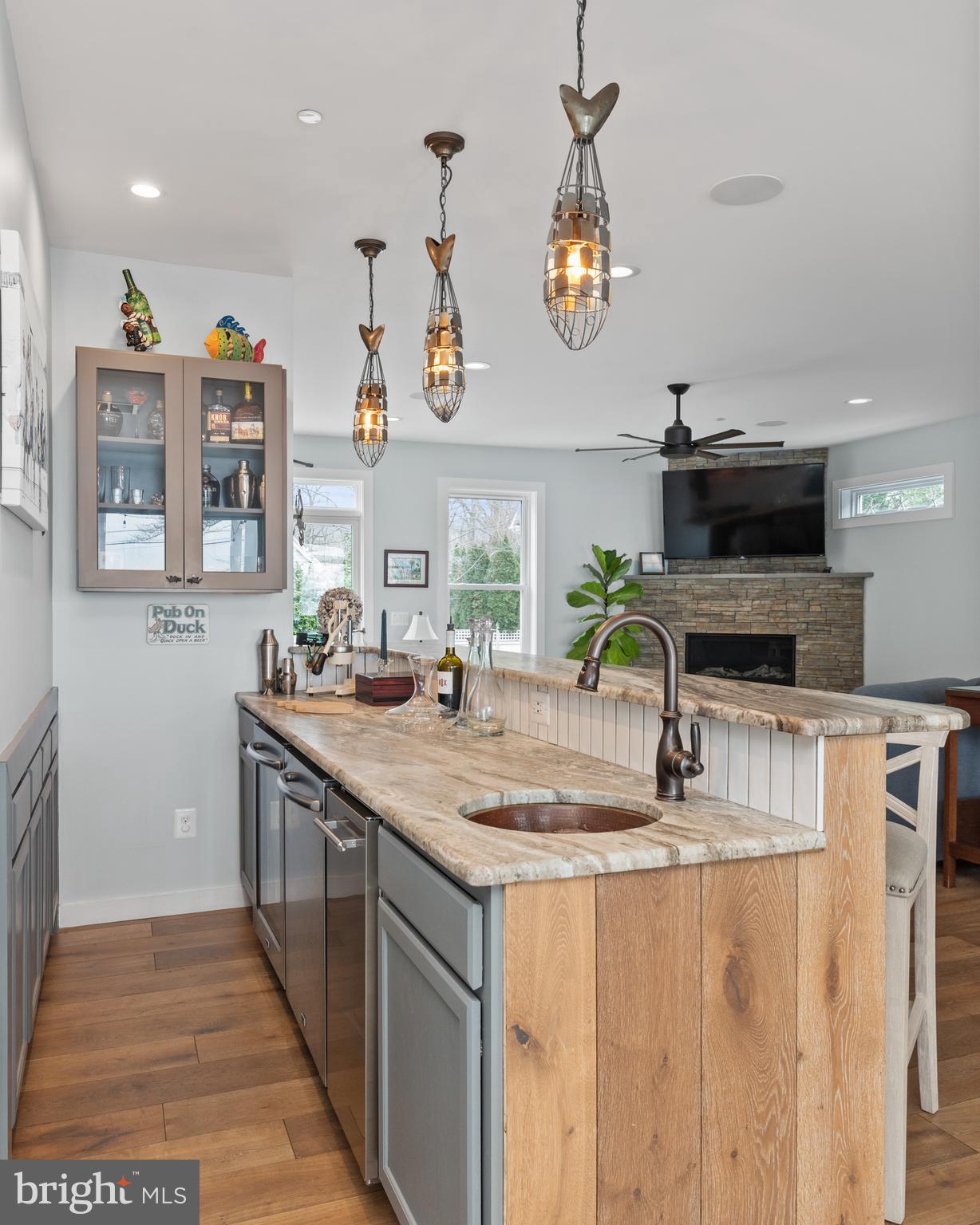 BACK BAY BEACH - Residential