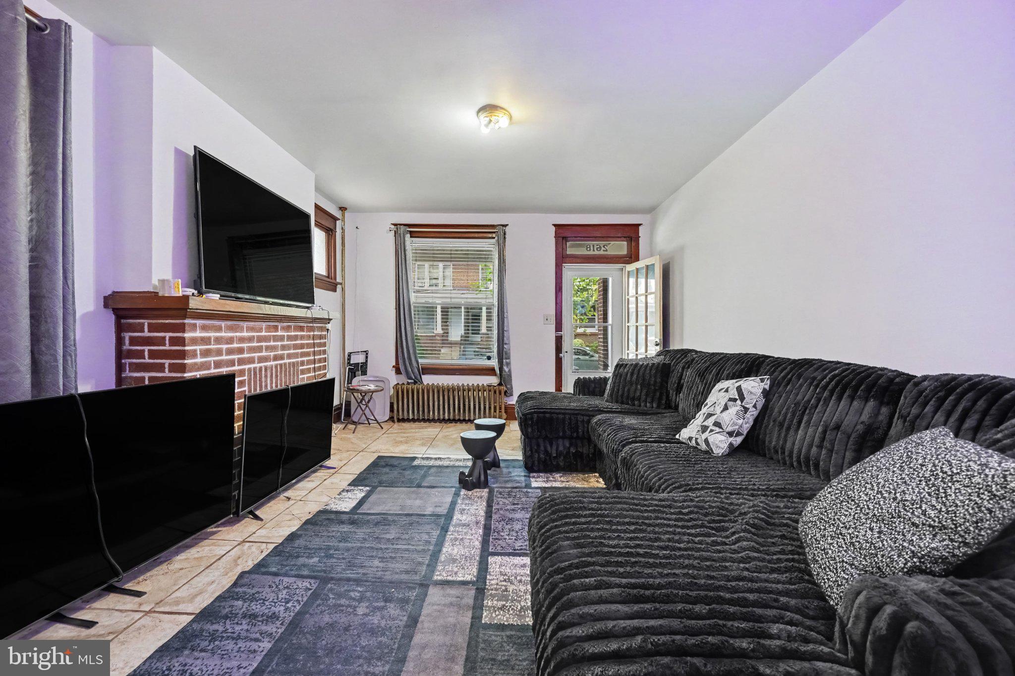 2618 REEL STREET