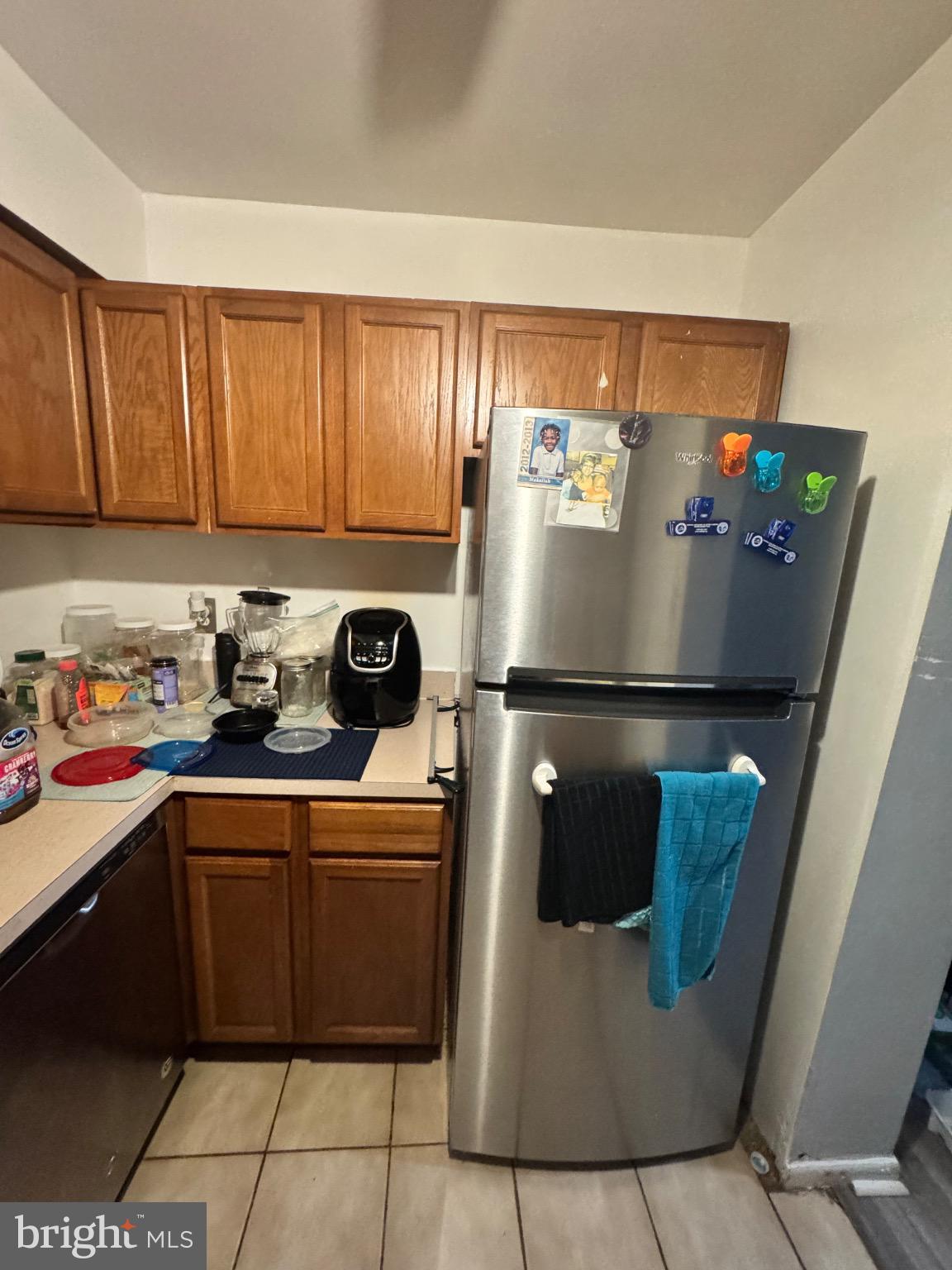 SUITLAND MANOR - Residential