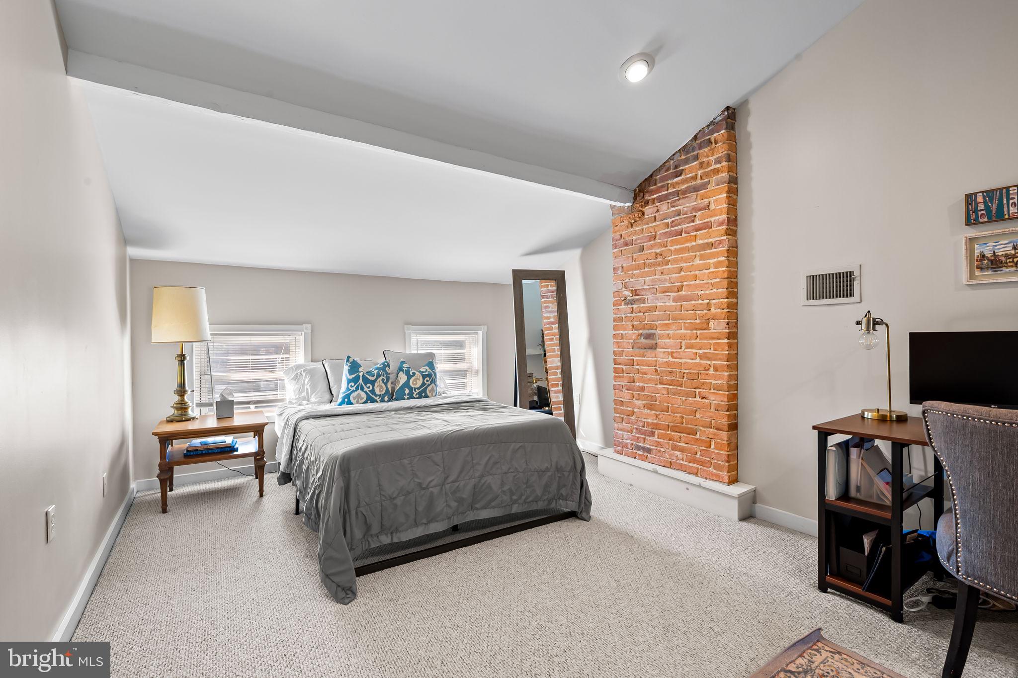 UPPER FELLS POINT - Residential